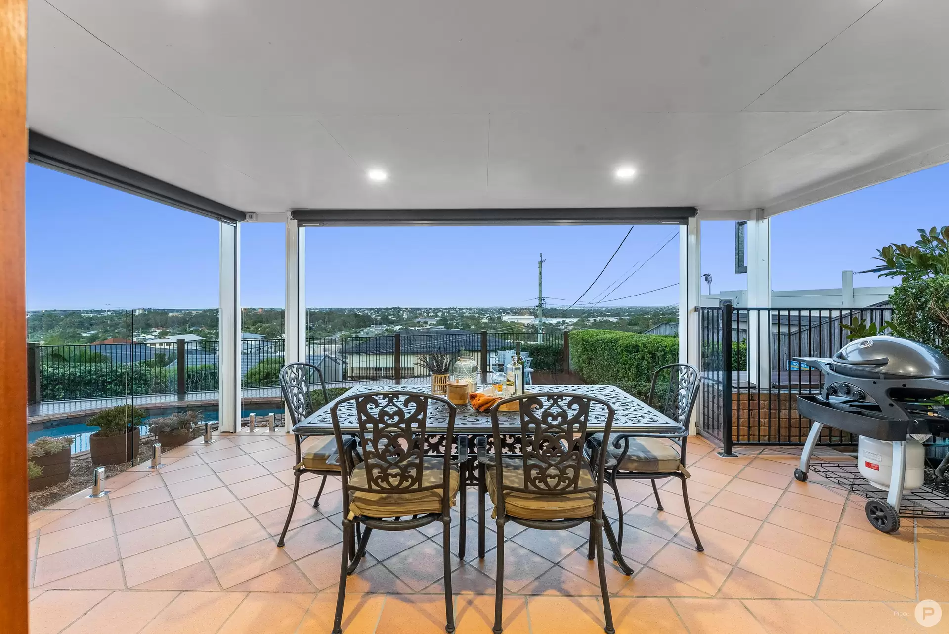 18 Belfort Street, Stafford Heights Sold by Aurora Property - image 1