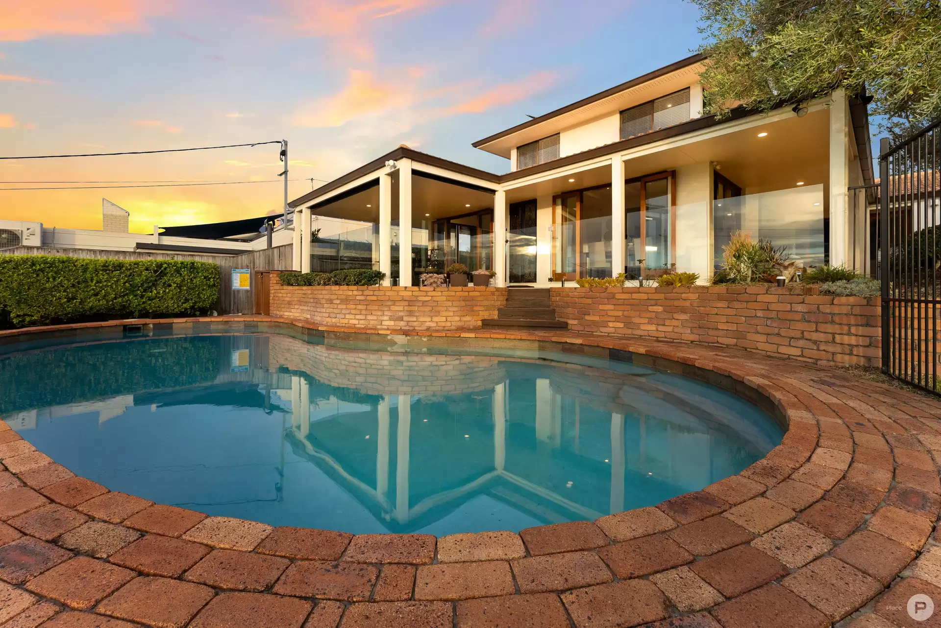 18 Belfort Street, Stafford Heights Sold by Aurora Property - image 1