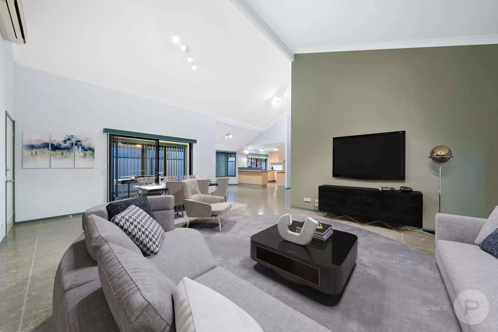 23 Spence Street, Mount Gravatt East Sold by Aurora Property - image 1