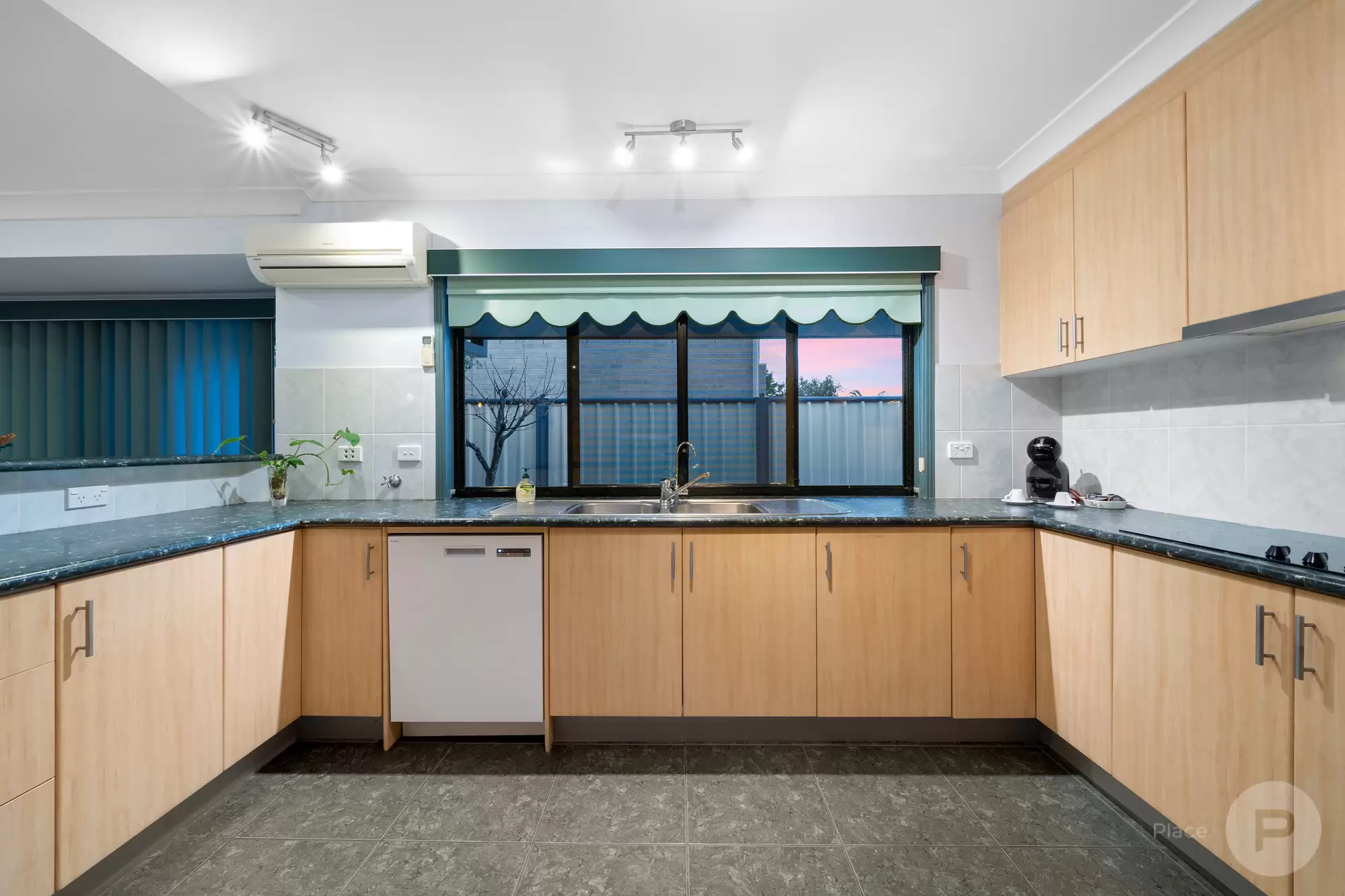 23 Spence Street, Mount Gravatt East Sold by Aurora Property - image 7