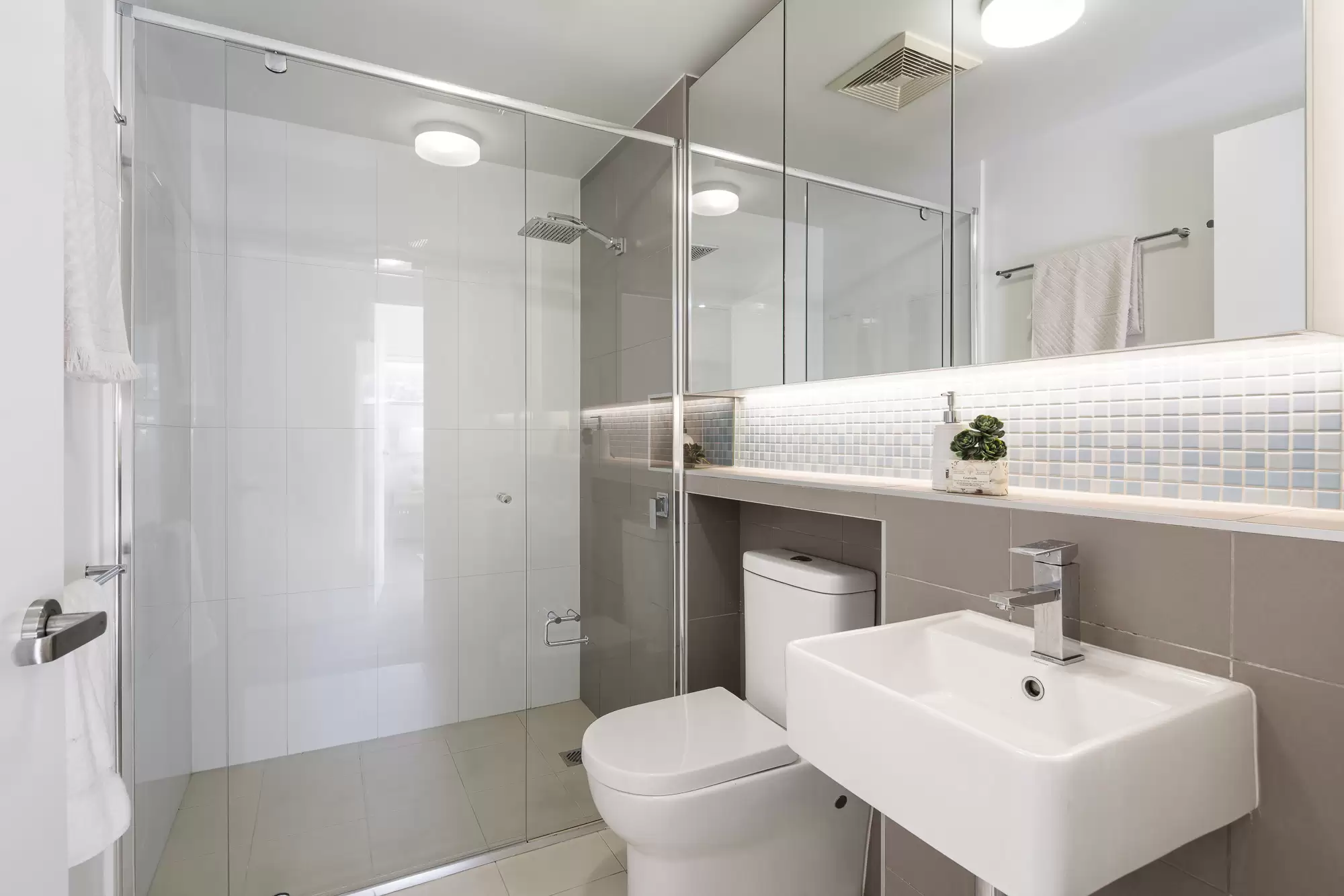 30314/67 Blamey Street, Kelvin Grove Sold by Aurora Property - image 10