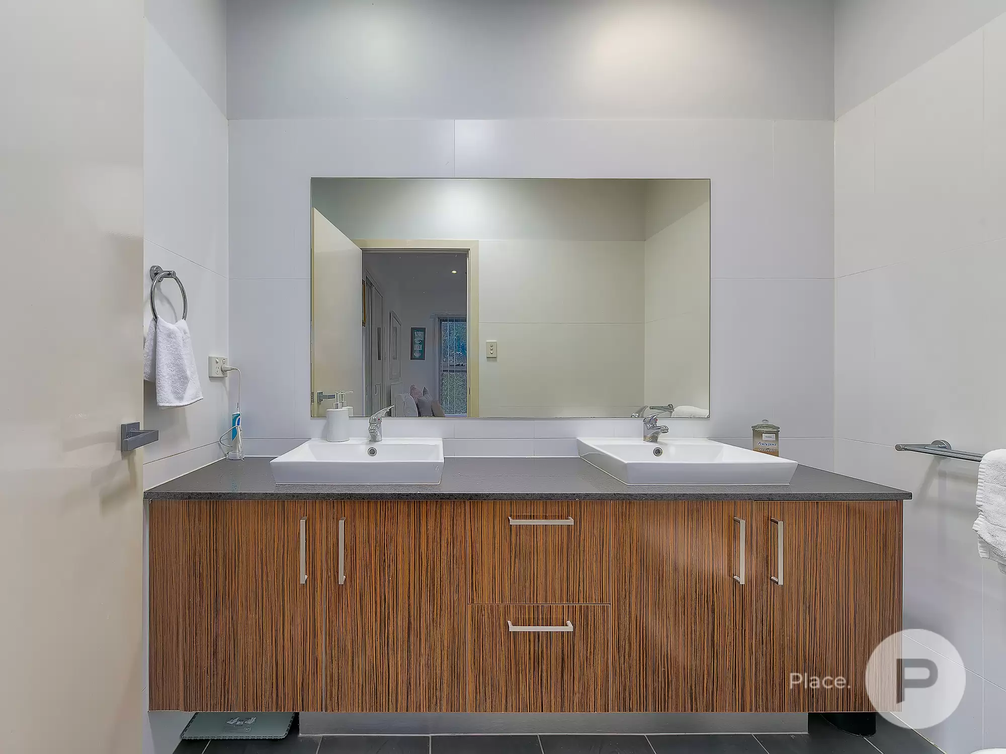 91 Glenalva Terrace, Enoggera Sold by Aurora Property - image 10