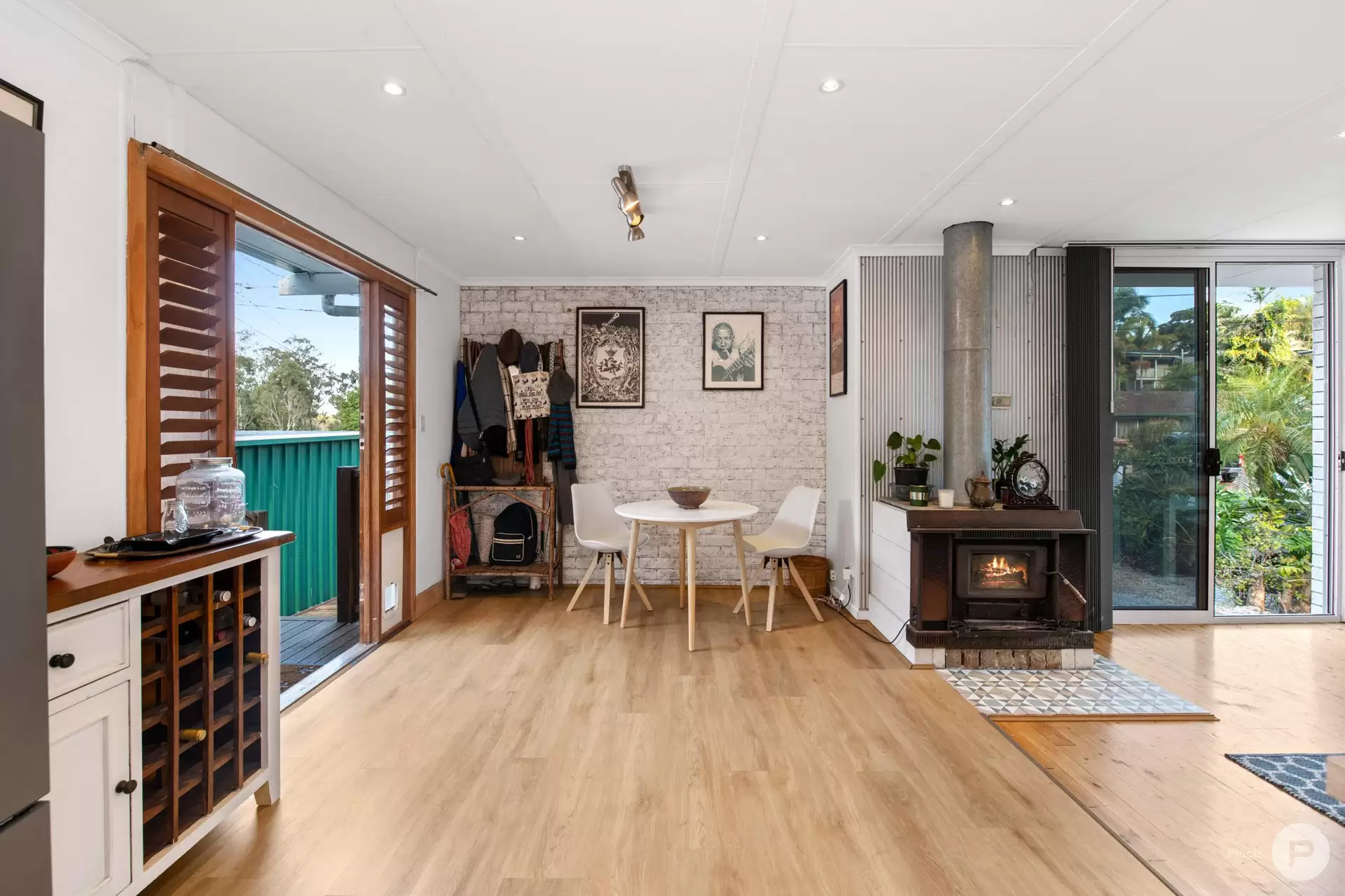14 Caneby Street, Everton Hills Sold by Aurora Property - image 1