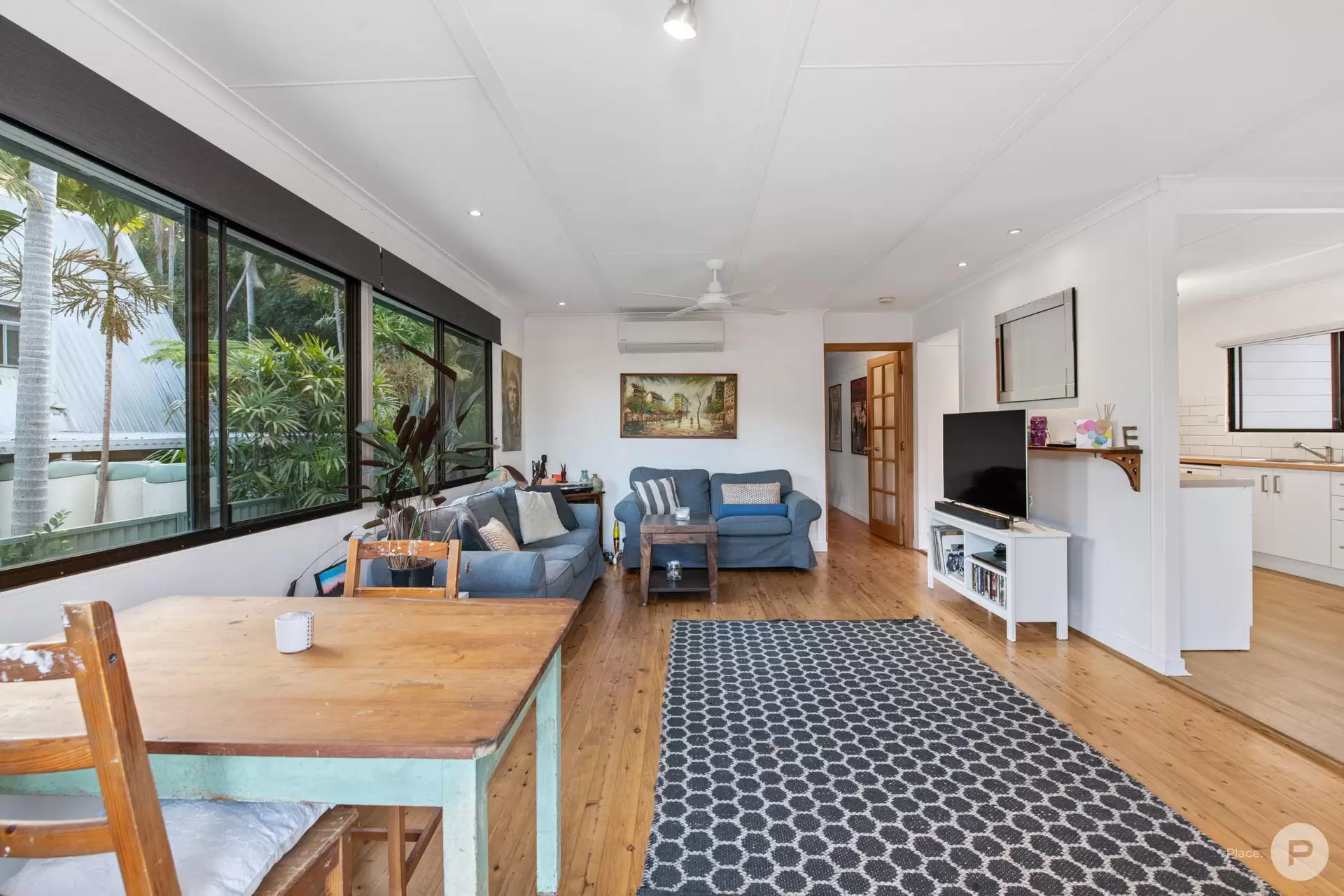 14 Caneby Street, Everton Hills Sold by Aurora Property - image 1