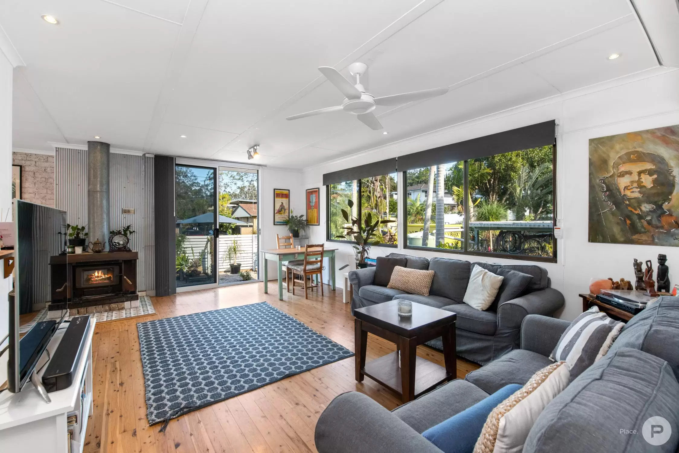 14 Caneby Street, Everton Hills Sold by Aurora Property - image 6