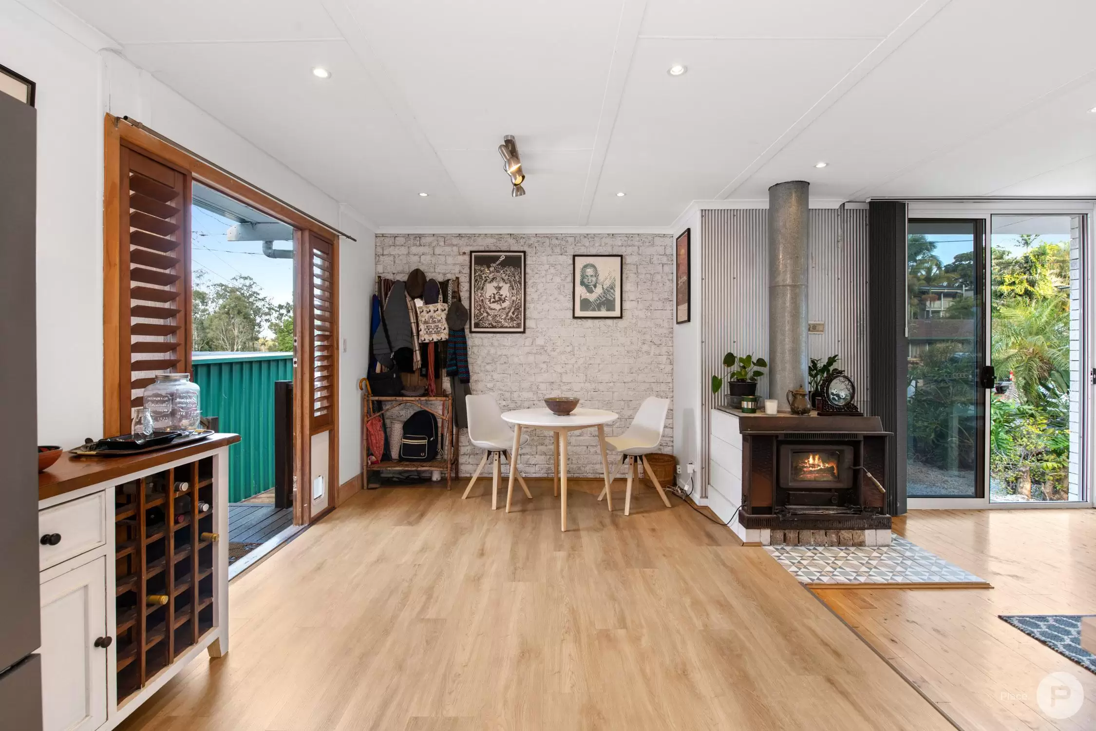 14 Caneby Street, Everton Hills Sold by Aurora Property - image 4
