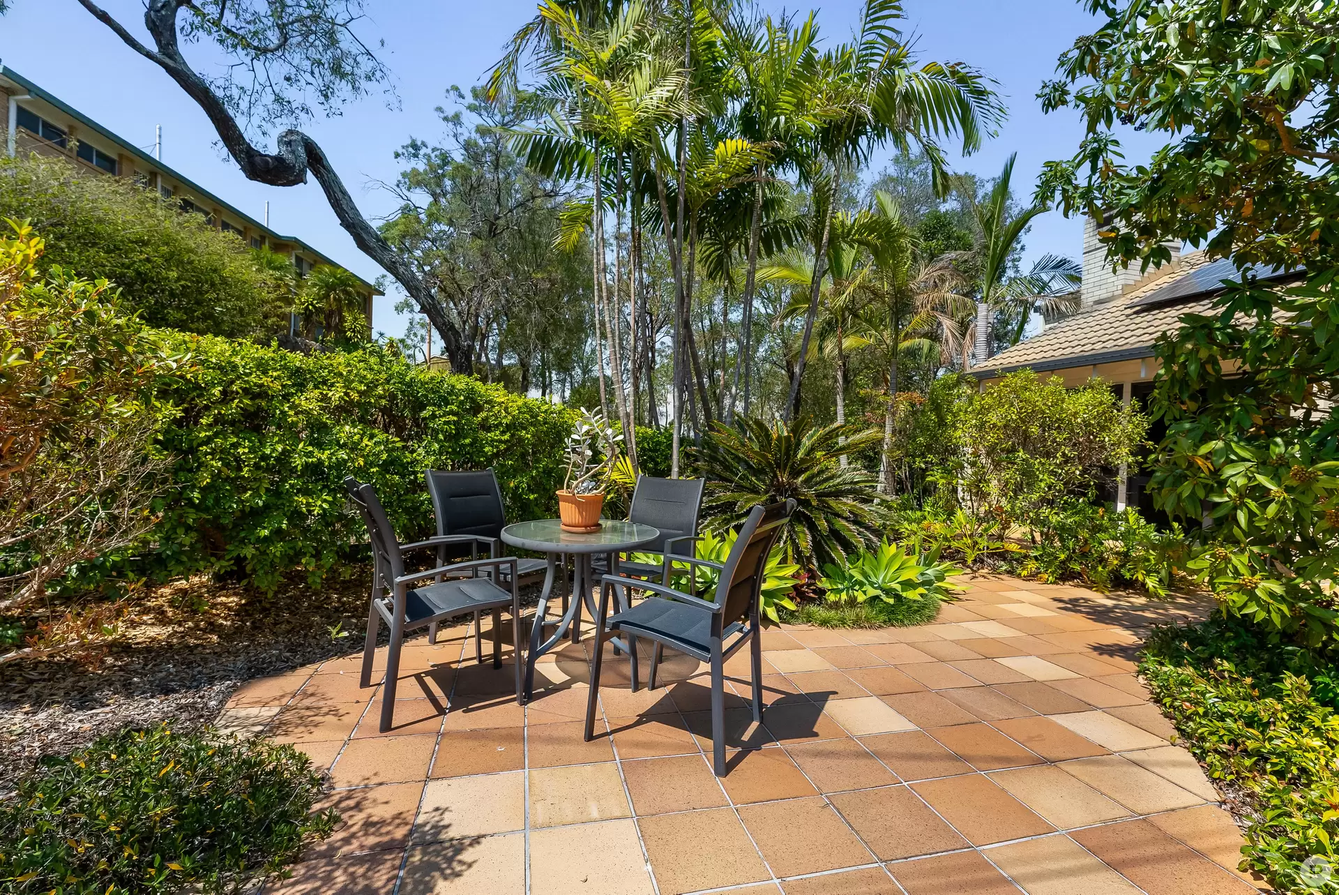 21 Florentine Street, Chermside West Sold by Aurora Property - image 1