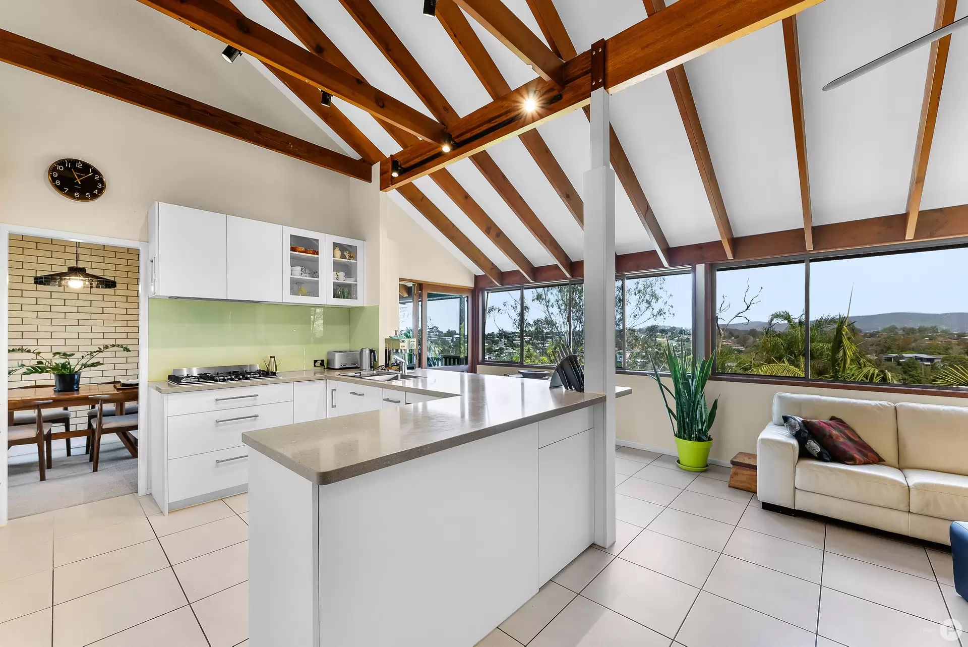 21 Florentine Street, Chermside West Sold by Aurora Property - image 1