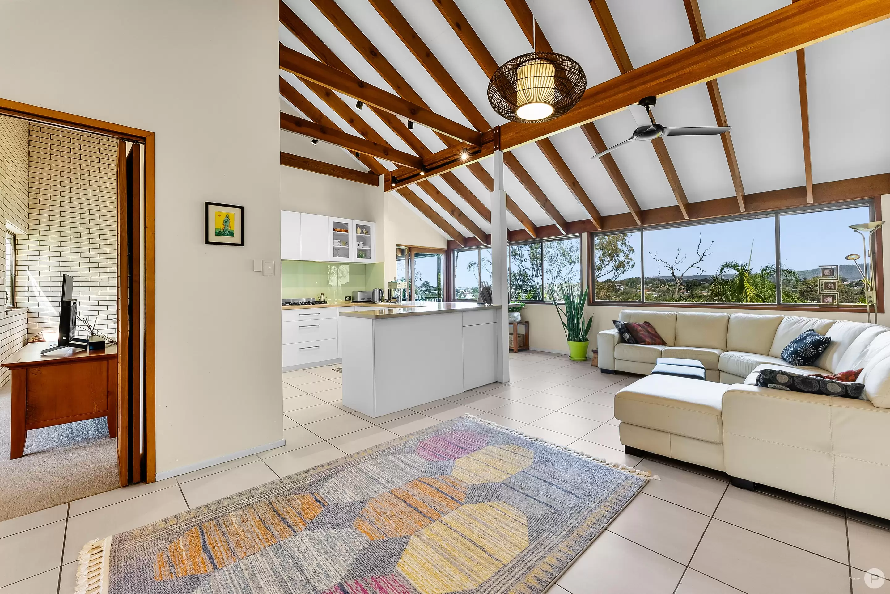 21 Florentine Street, Chermside West Sold by Aurora Property - image 2
