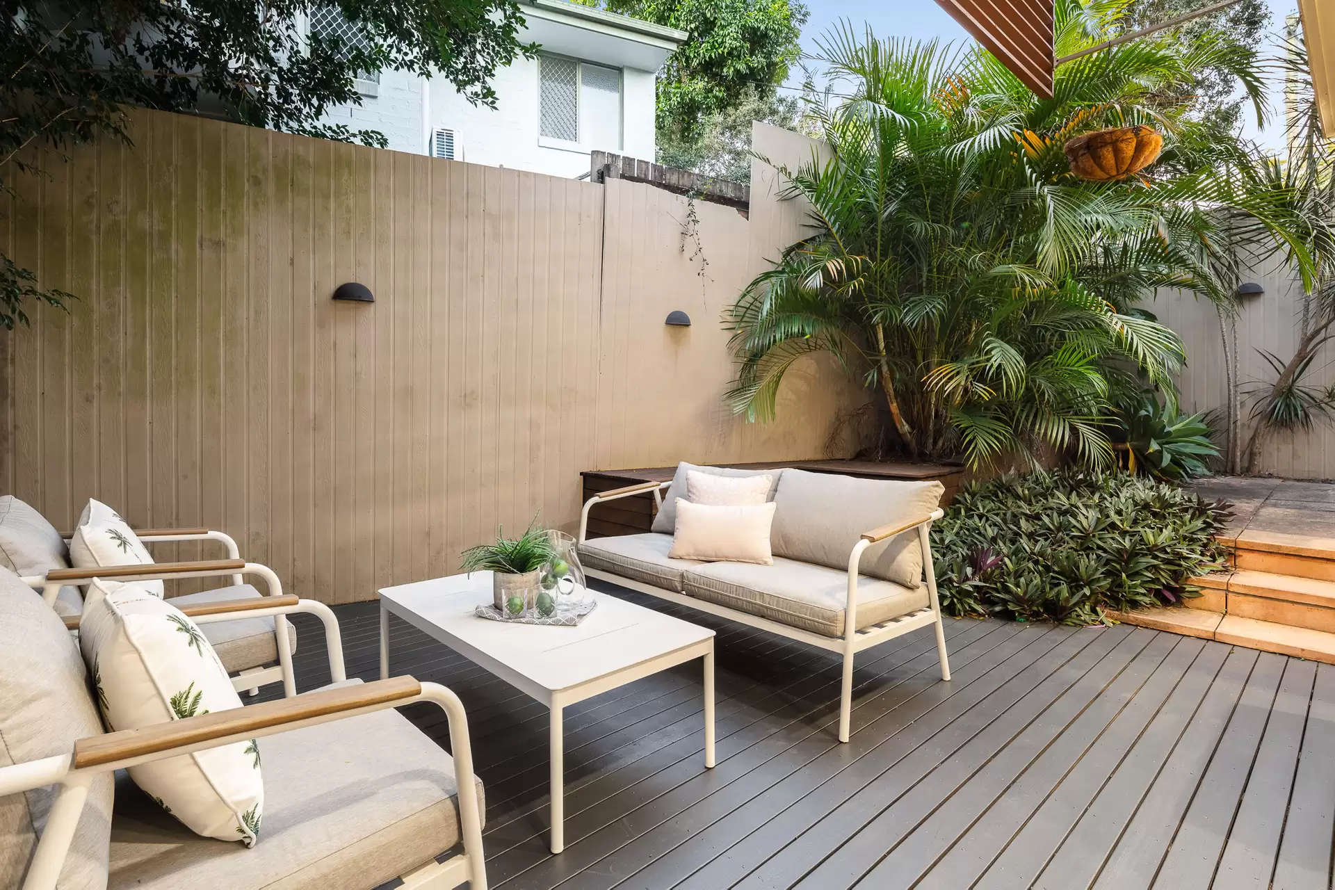 7/22 Wyndham Street, Herston Sold by Aurora Property - image 1