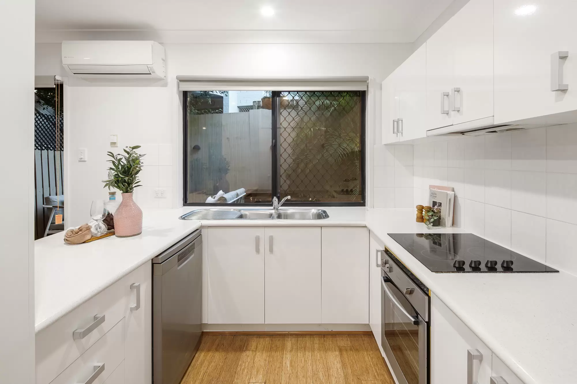 7/22 Wyndham Street, Herston Sold by Aurora Property - image 5
