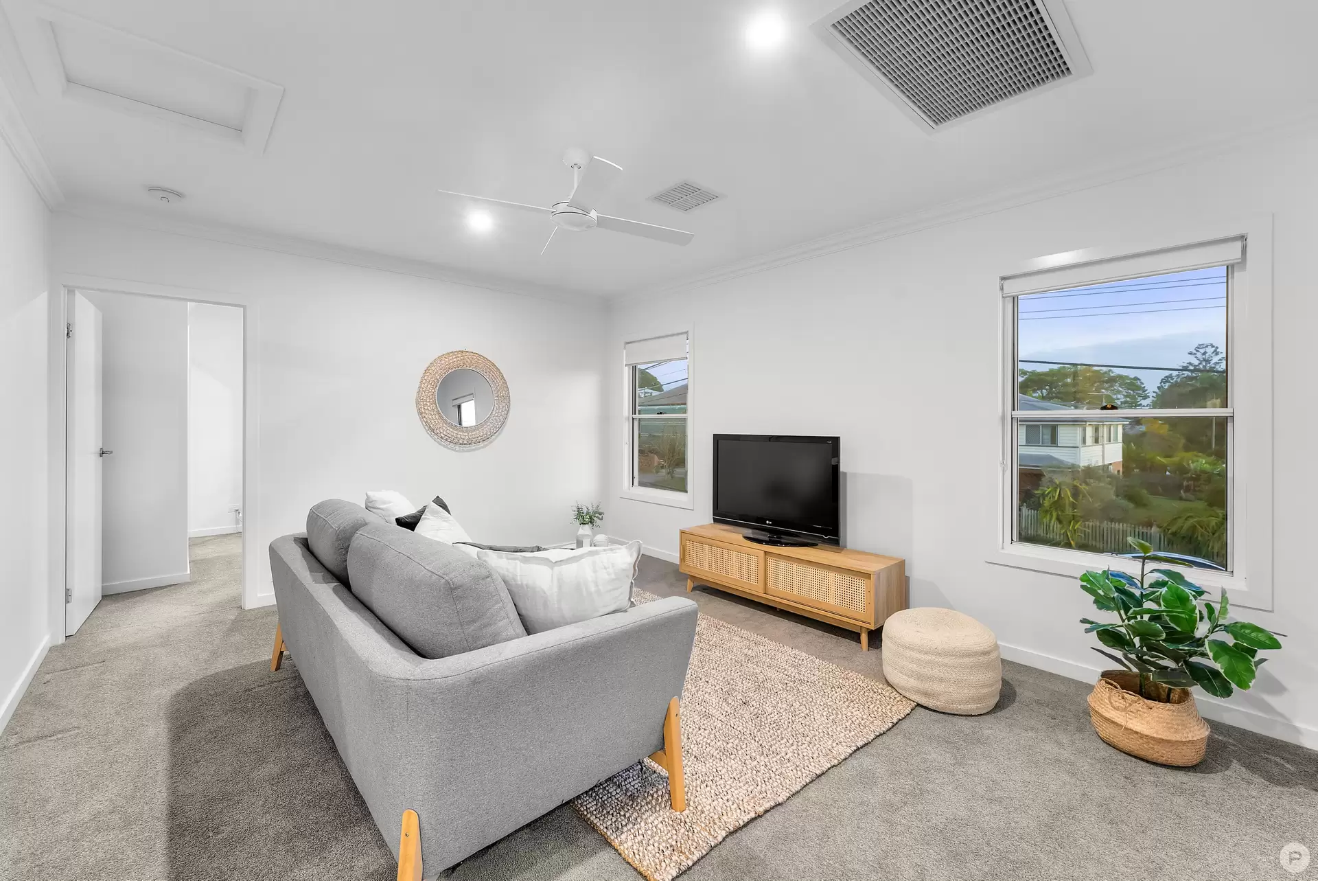 4 Hamilton Street, Gordon Park Sold by Aurora Property - image 1