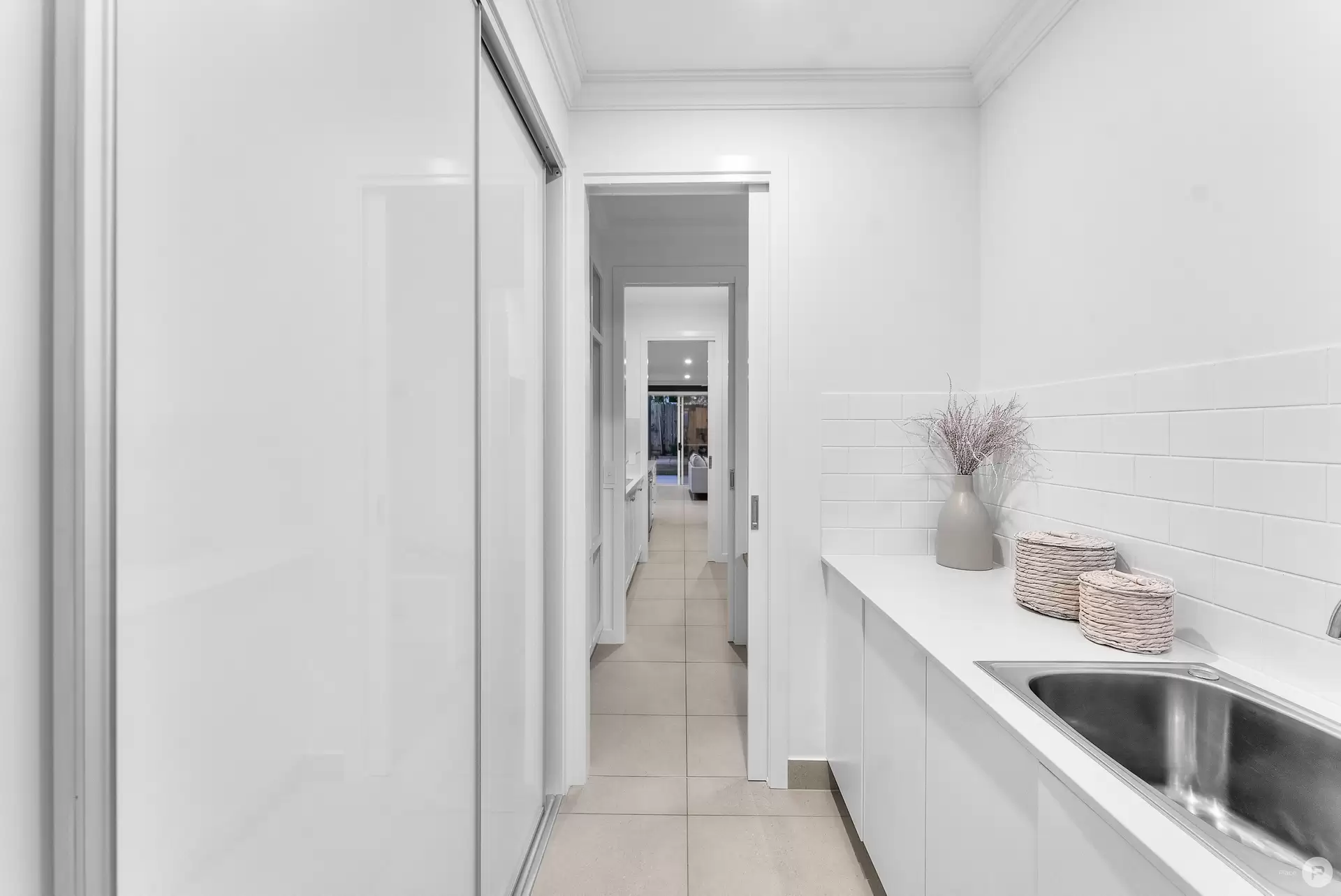4 Hamilton Street, Gordon Park Sold by Aurora Property - image 1