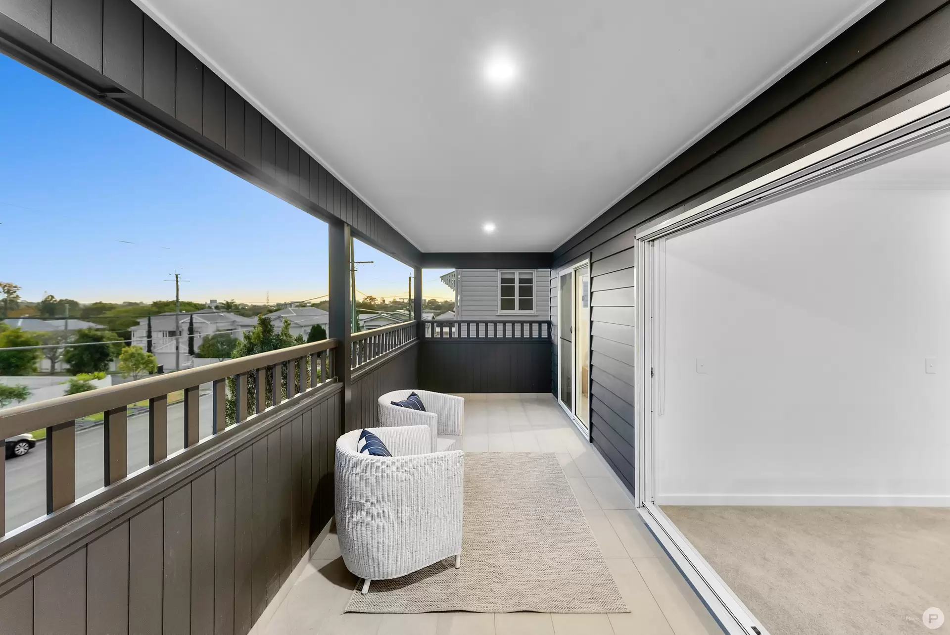 4 Hamilton Street, Gordon Park Sold by Aurora Property - image 1