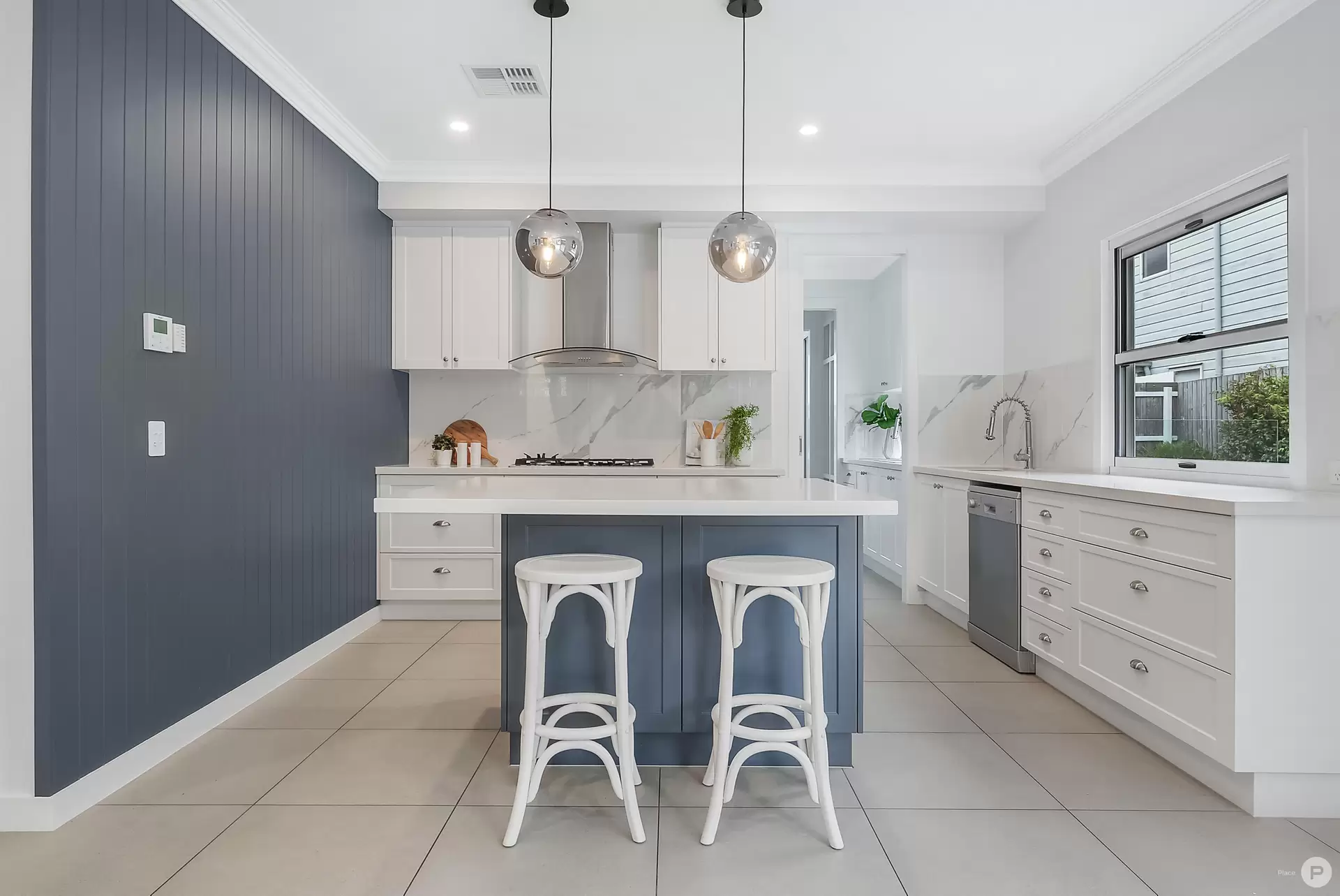 4 Hamilton Street, Gordon Park Sold by Aurora Property - image 1