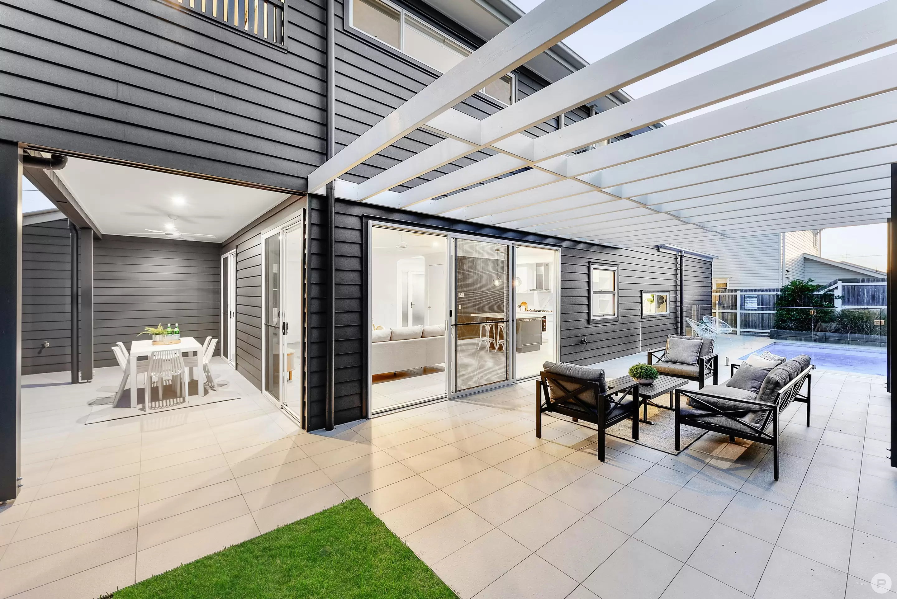 4 Hamilton Street, Gordon Park Sold by Aurora Property - image 3