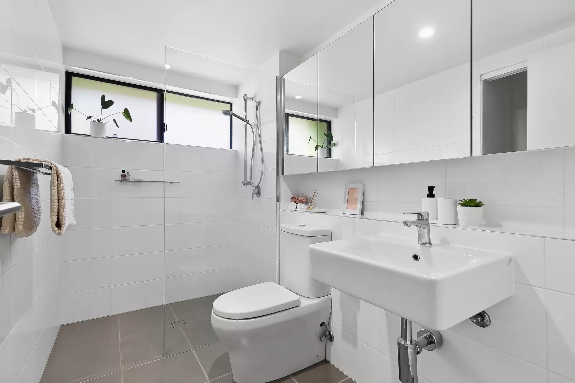 6/51 Gibb Street, Kelvin Grove Sold by Aurora Property - image 1