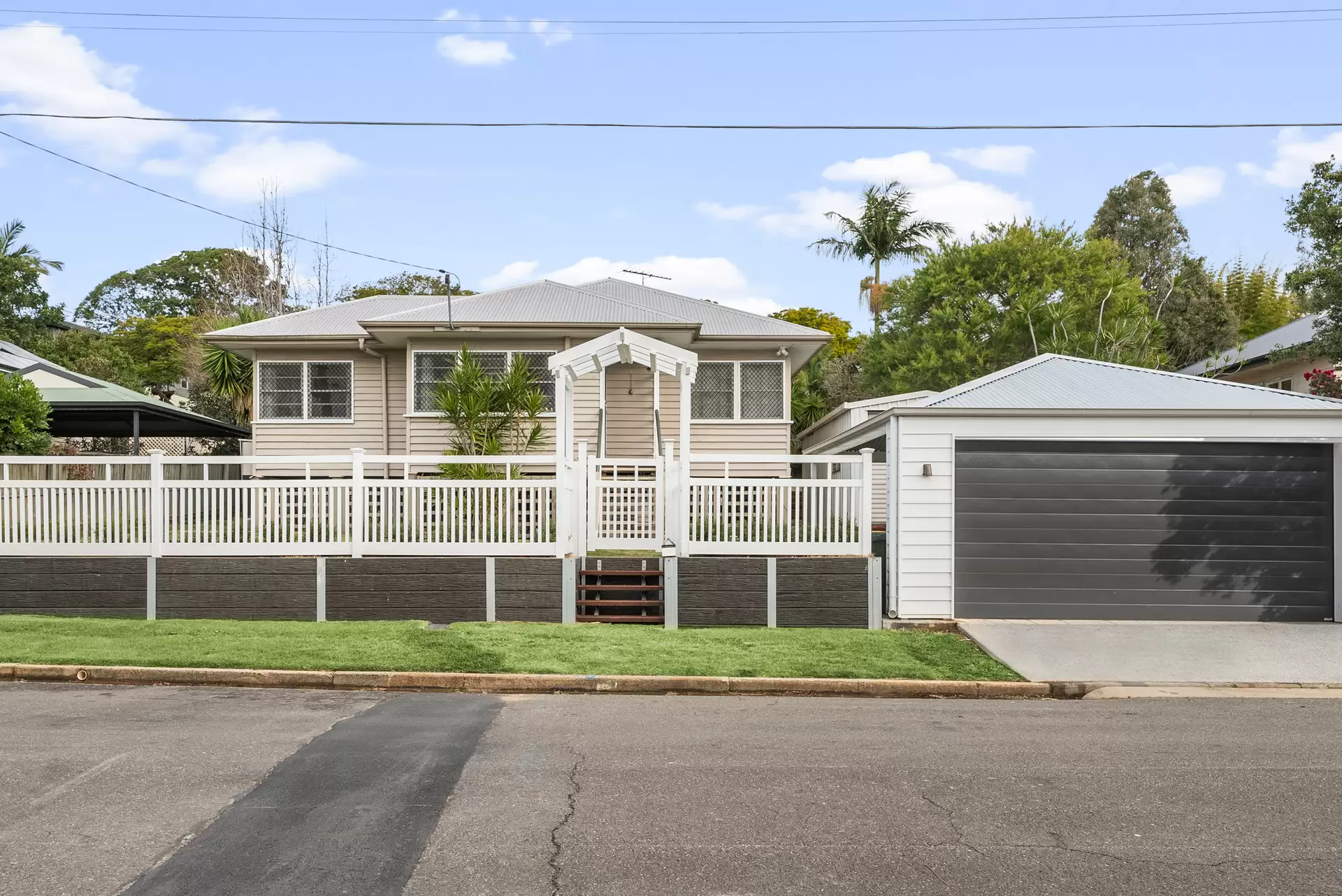 5 Gurley Street, Wavell Heights Sold by Aurora Property - image 1