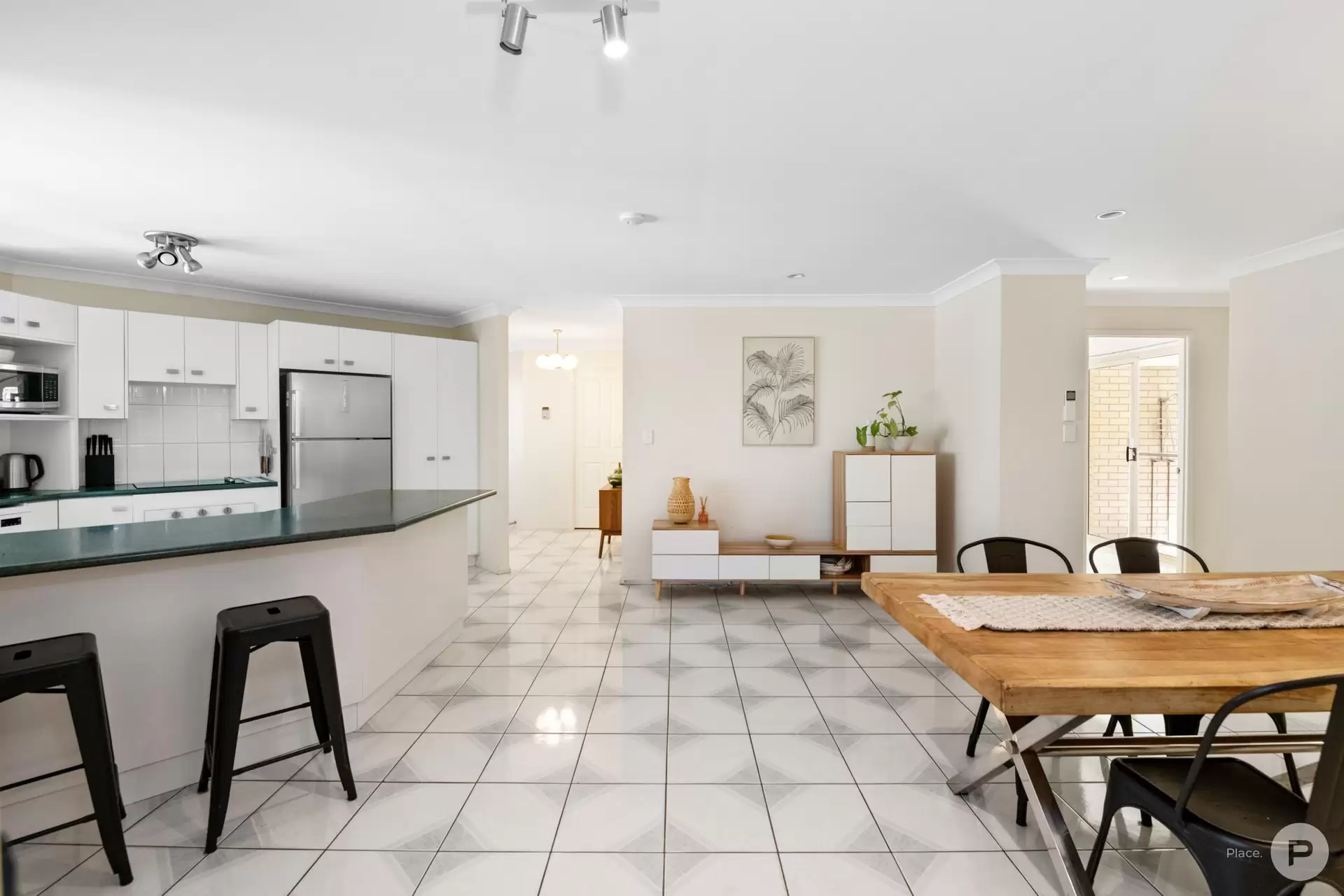 11 Hillier Street, Clontarf Sold by Aurora Property - image 1
