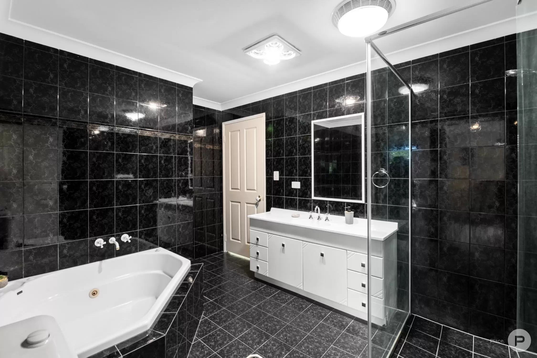 11 Hillier Street, Clontarf Sold by Aurora Property - image 16
