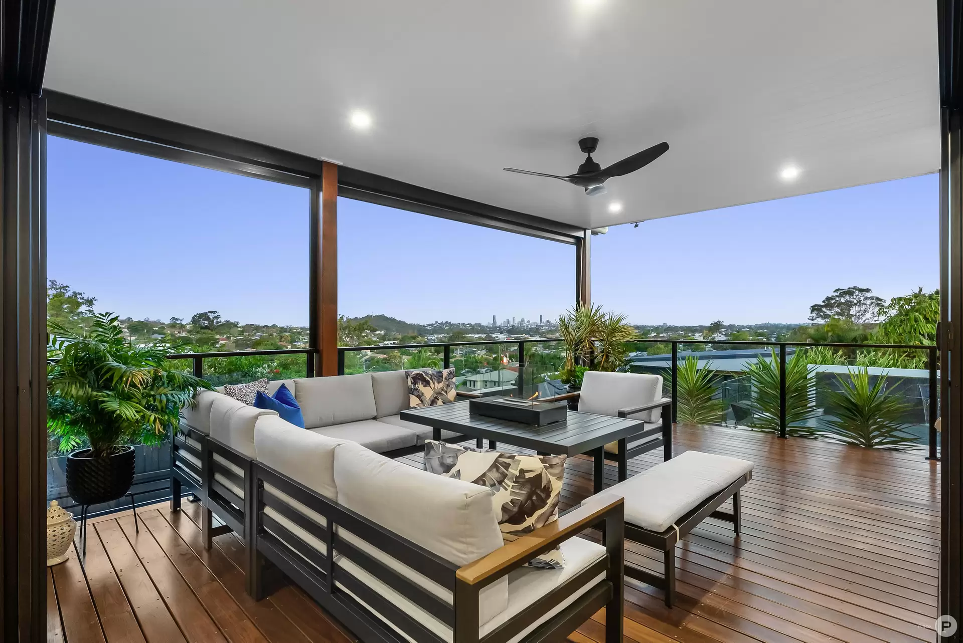 18 Deakin Street, Everton Park Sold by Aurora Property - image 1
