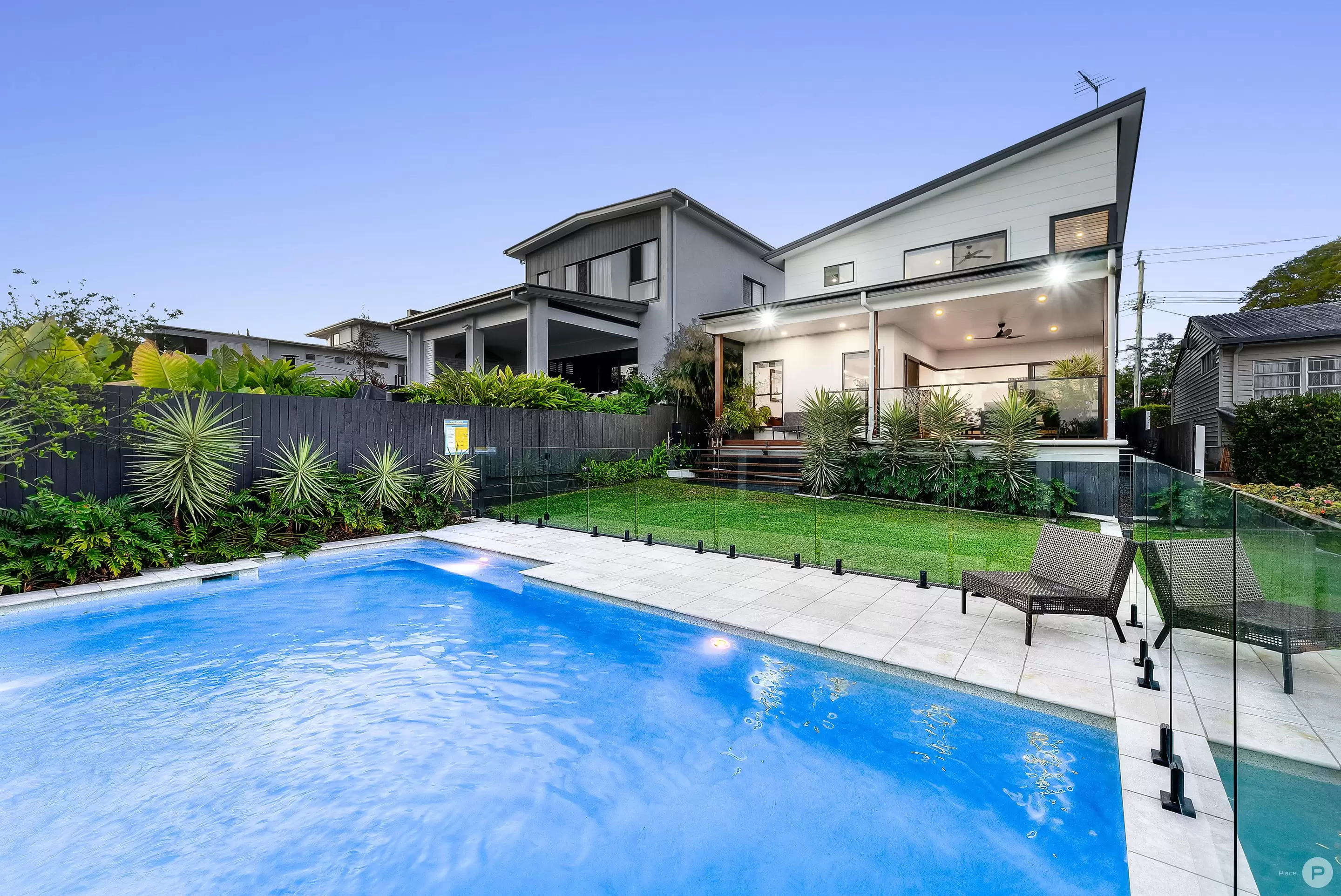 18 Deakin Street, Everton Park Sold by Aurora Property - image 1