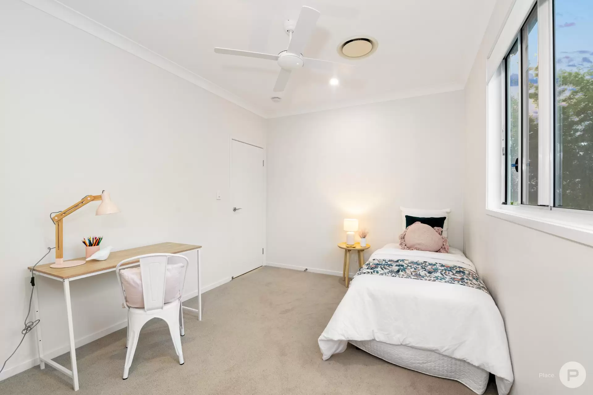 4 Satellite Street, Coorparoo Sold by Aurora Property - image 1