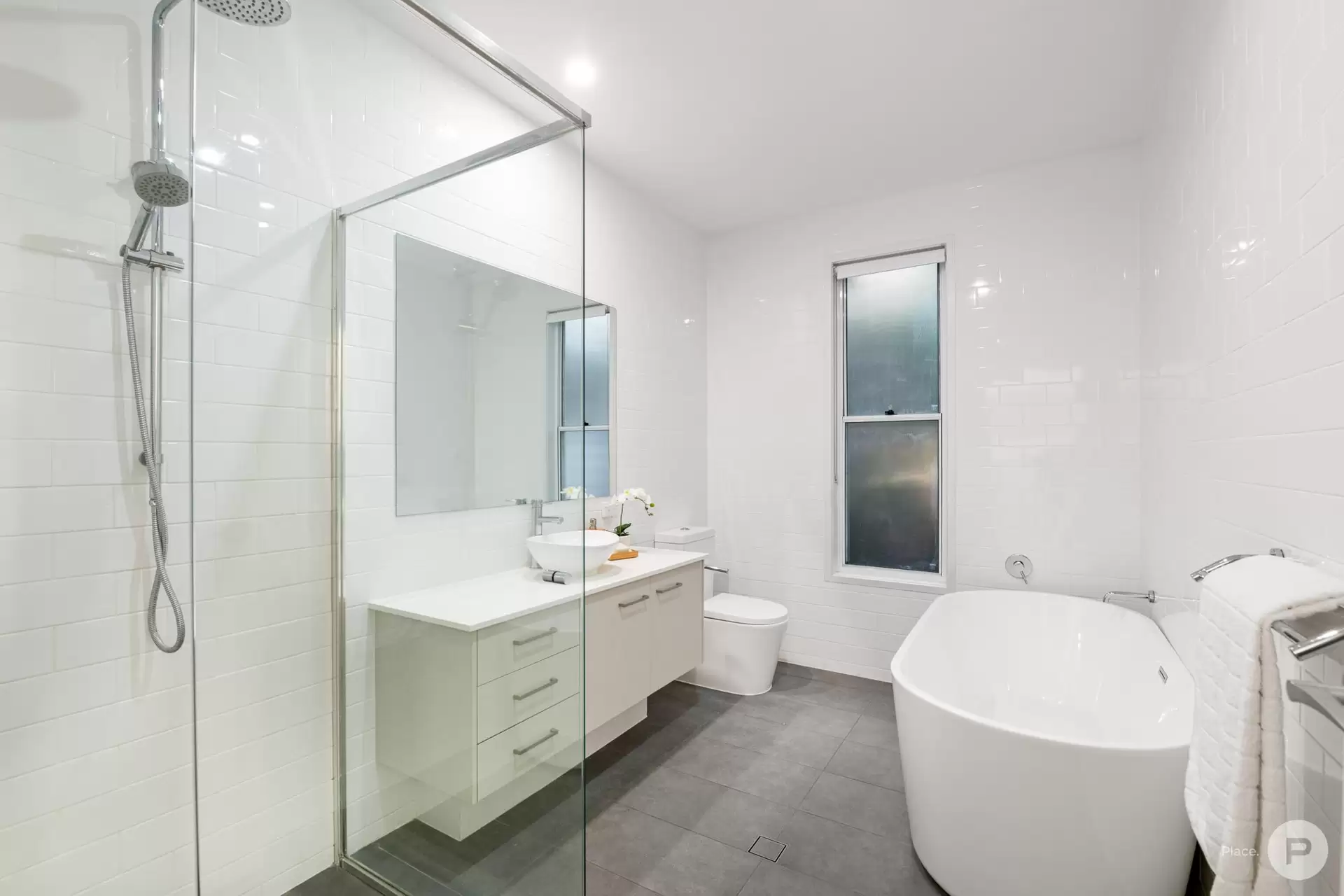 4 Satellite Street, Coorparoo Sold by Aurora Property - image 1