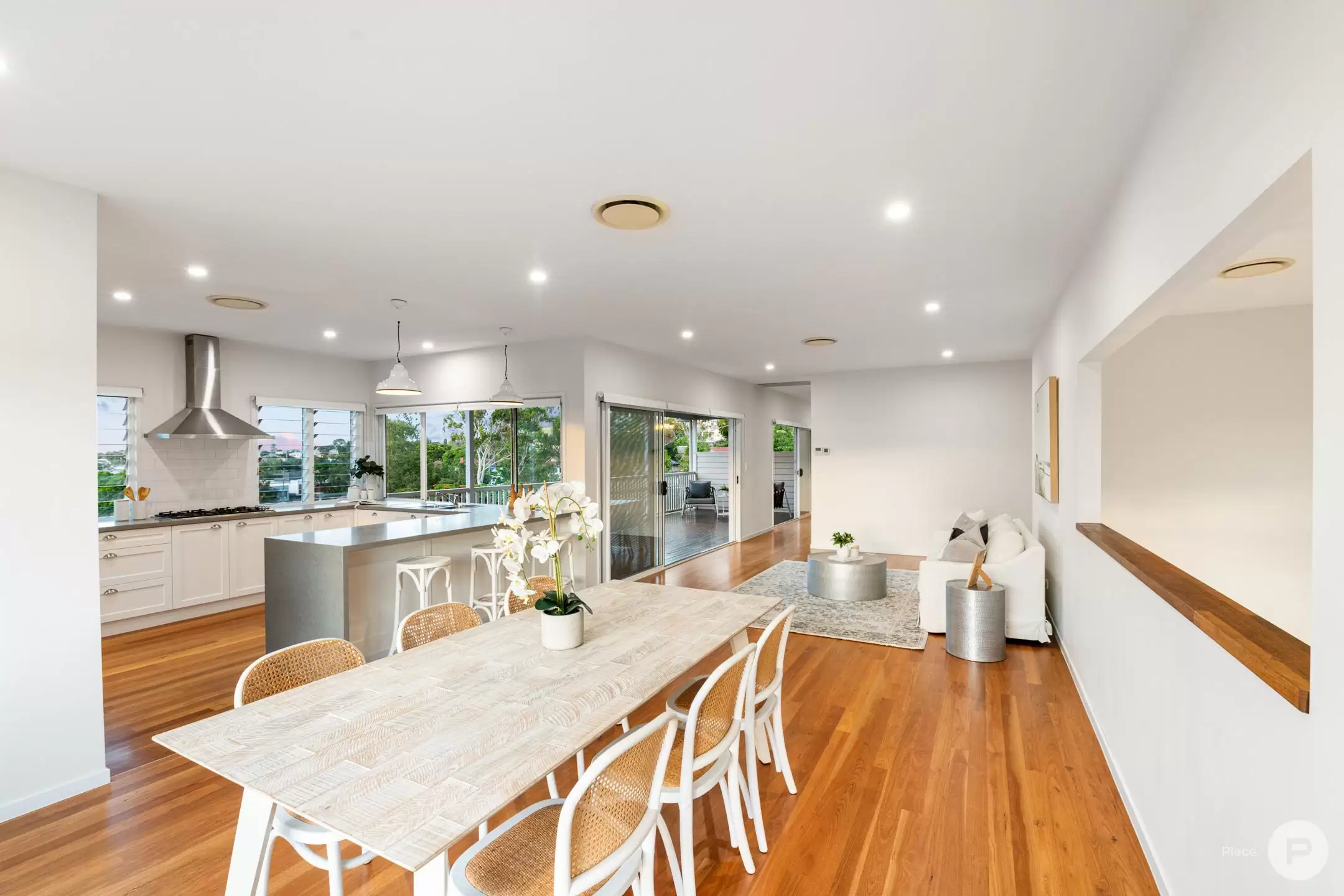 4 Satellite Street, Coorparoo Sold by Aurora Property - image 4