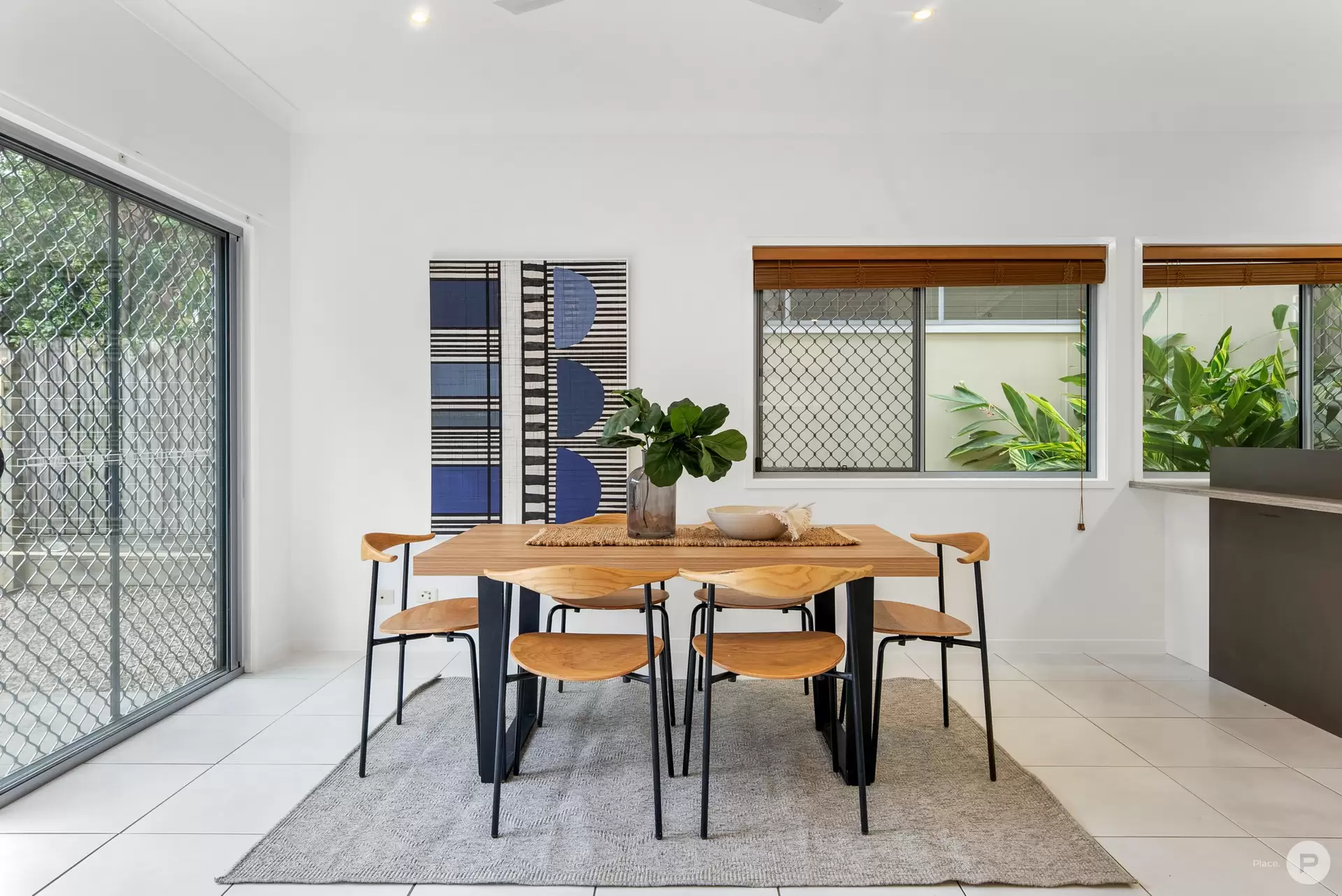 8/9 Lackeen Street, Everton Park Sold by Aurora Property - image 1