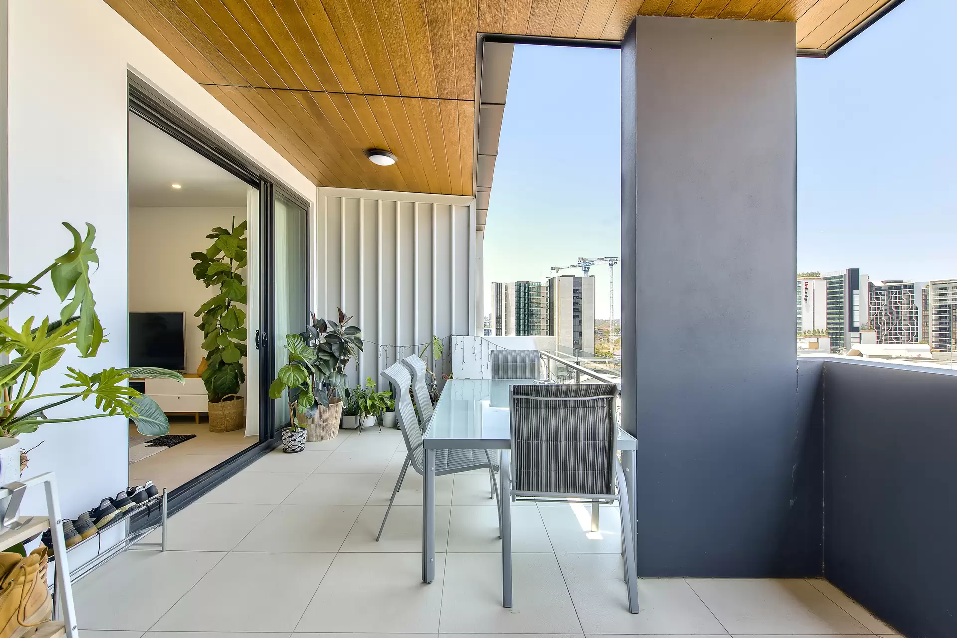 807/24 Augustus Street, Toowong Sold by Aurora Property - image 1