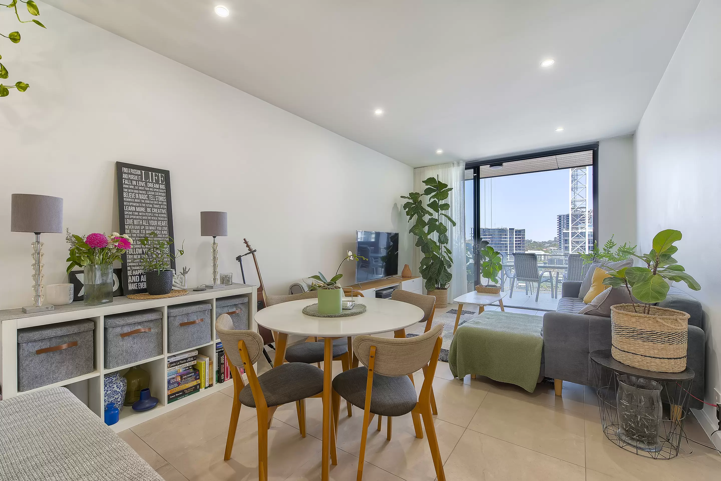 807/24 Augustus Street, Toowong Sold by Aurora Property - image 4