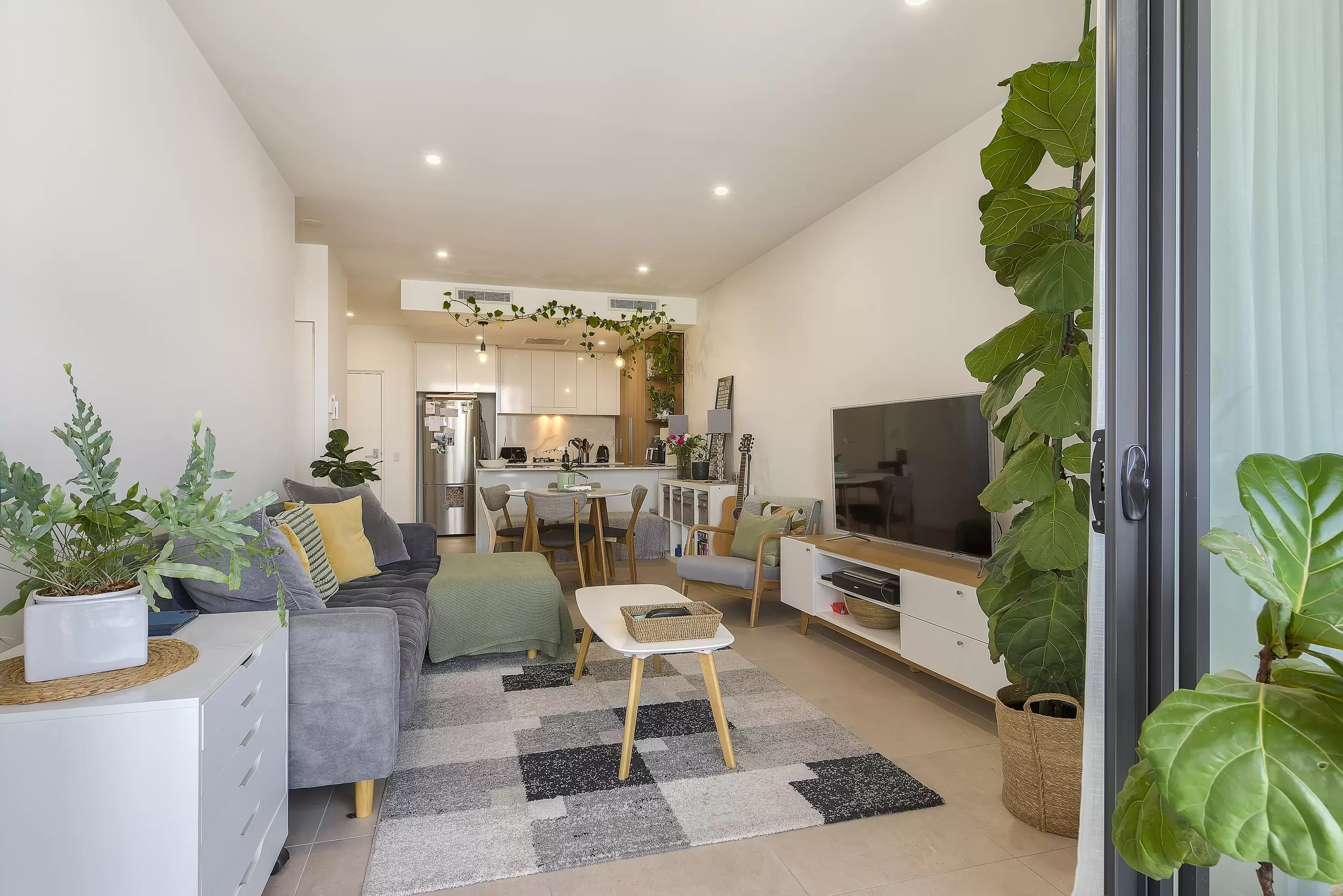 807/24 Augustus Street, Toowong Sold by Aurora Property - image 5