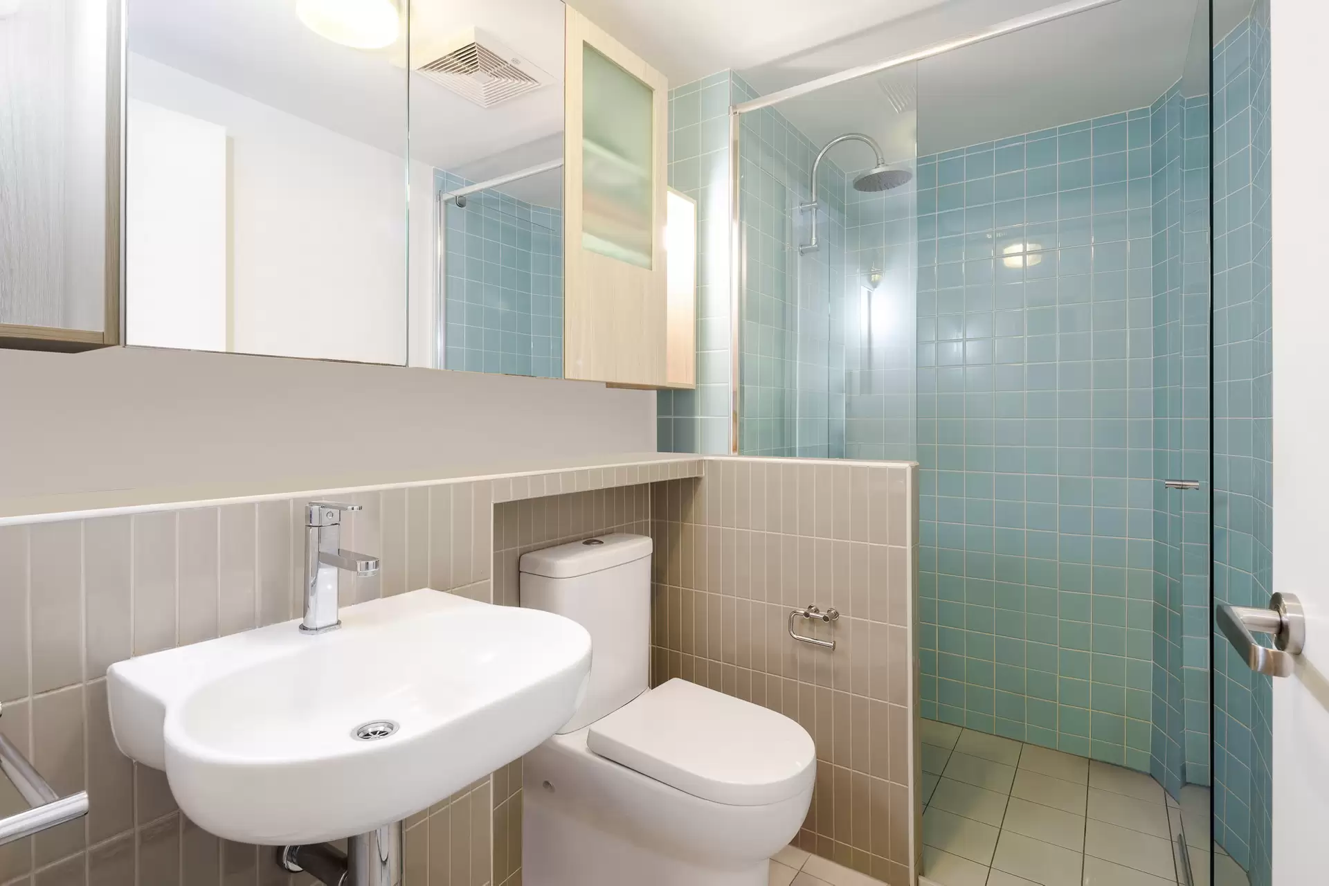 20506/63 Blamey Street, Kelvin Grove Sold by Aurora Property - image 1