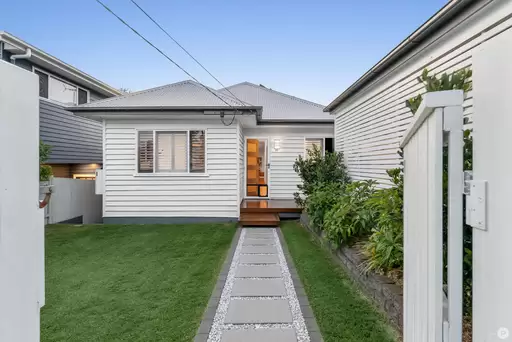 20 High Street, Ashgrove Sold by Aurora Property