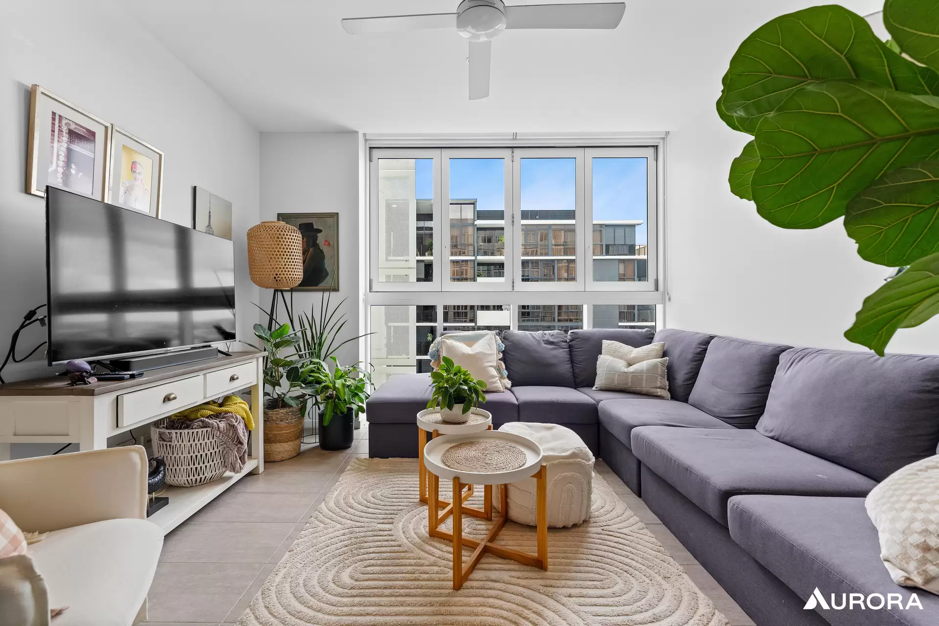 1111/977 Ann Street, Fortitude Valley Sold by Aurora Property - image 1