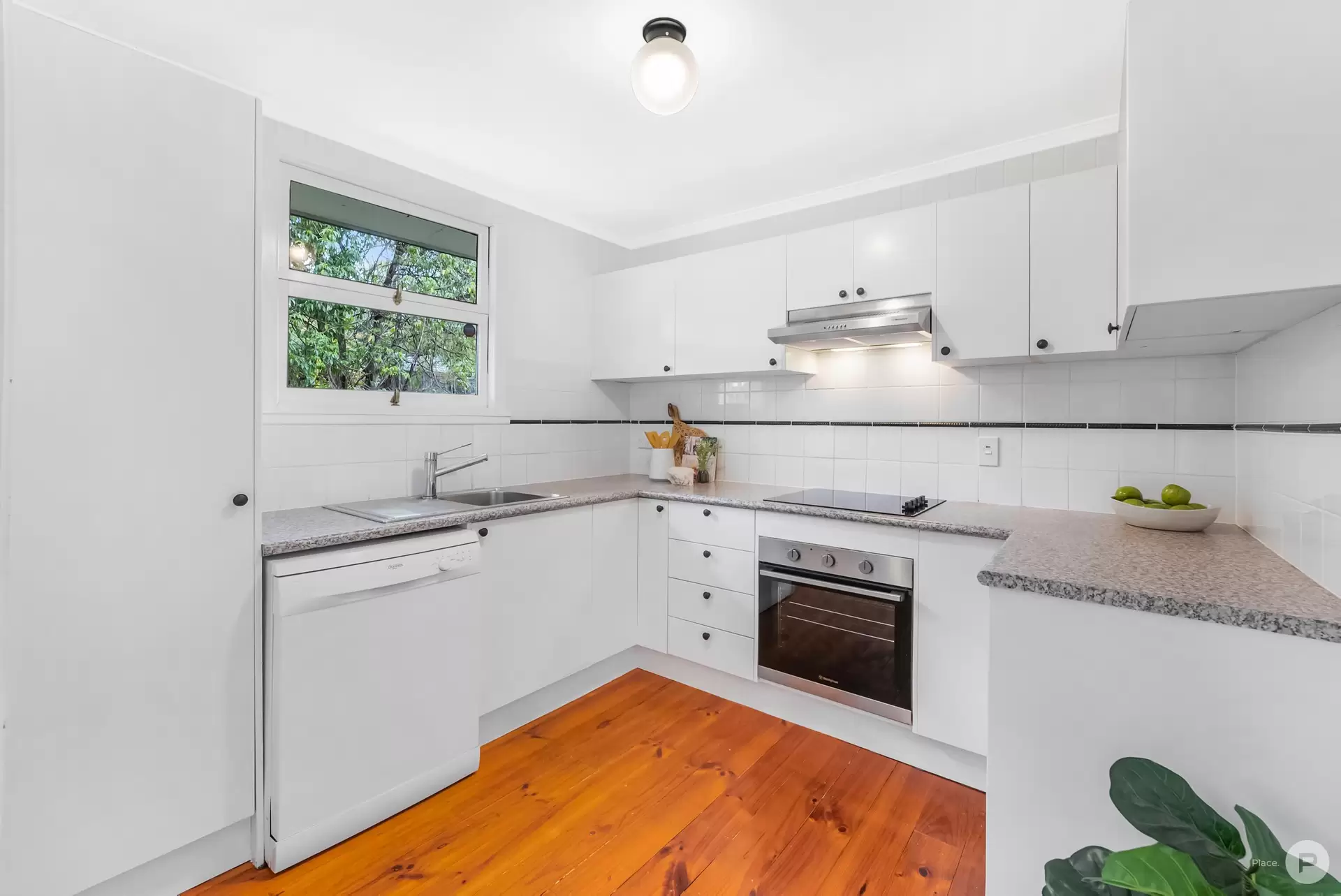 16 Ernest Street, Gaythorne Sold by Aurora Property - image 1