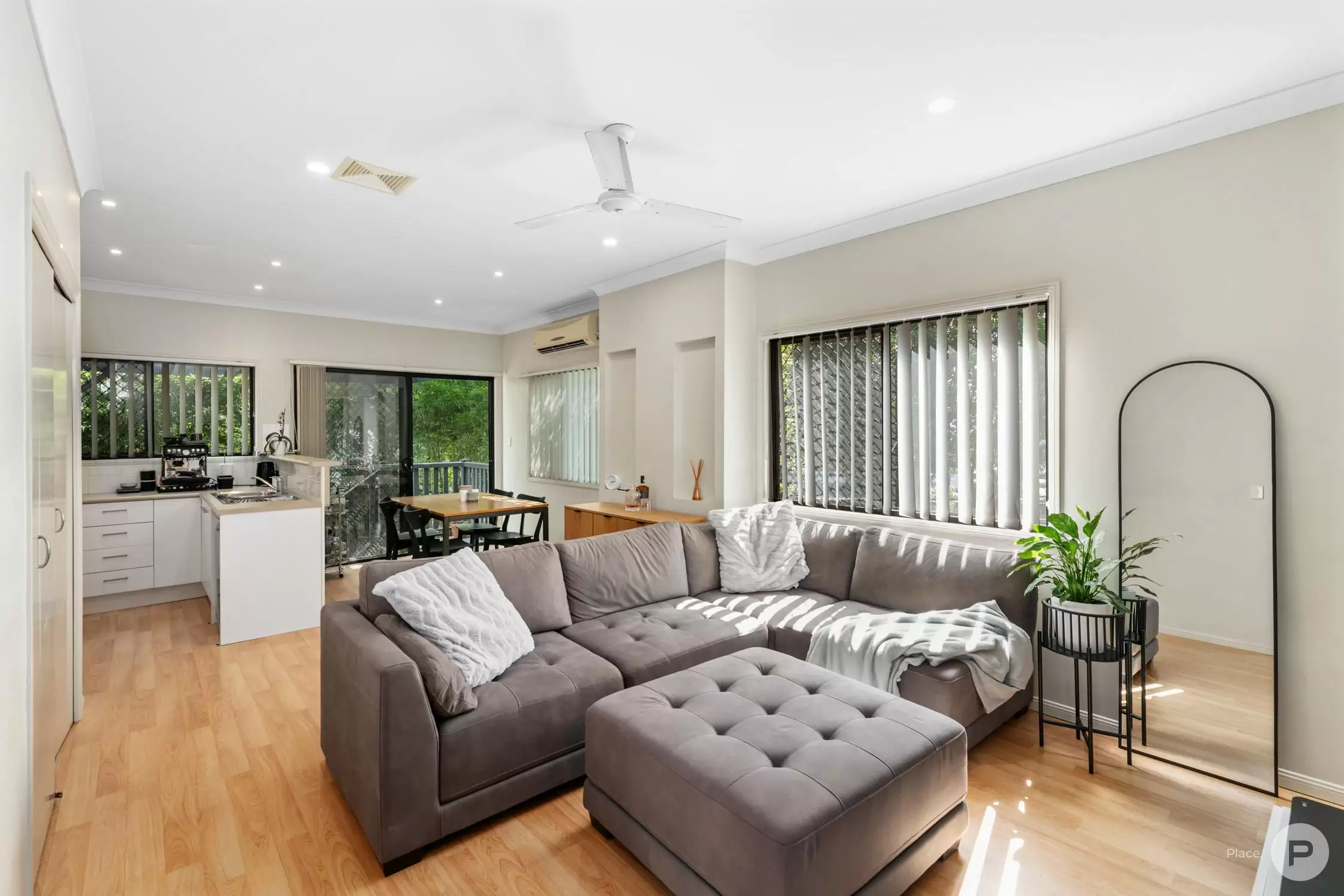 12/18 Pretoria Street, Zillmere Sold by Aurora Property - image 2