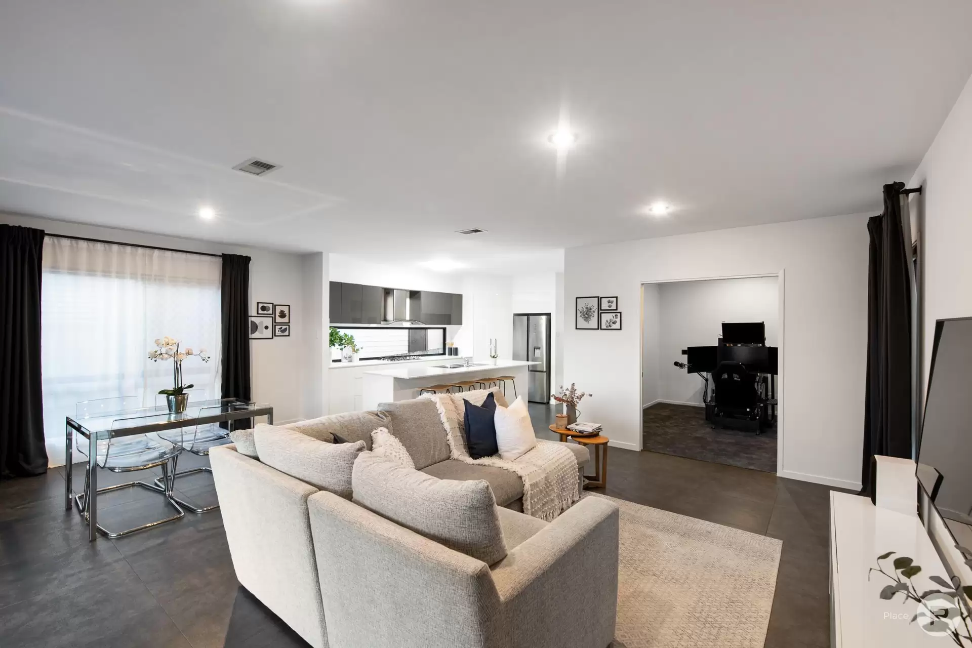 47 Keylar Street, Mitchelton Sold by Aurora Property - image 1