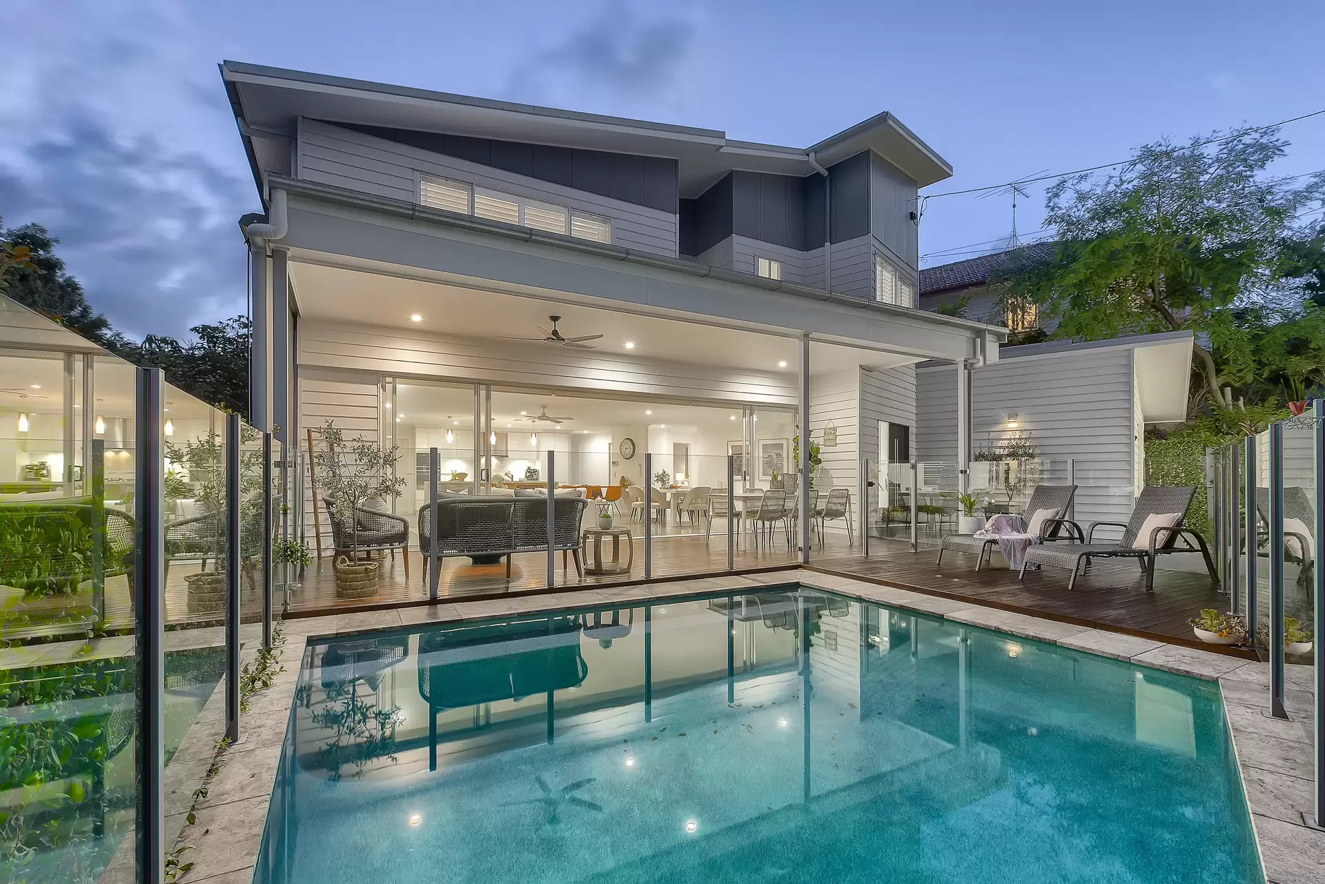 25 Walker Street, Coorparoo Sold by Aurora Property - image 1