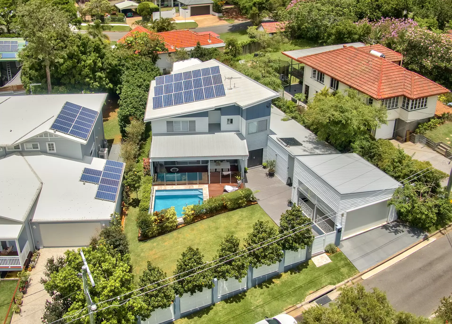 25 Walker Street, Coorparoo Sold by Aurora Property - image 1