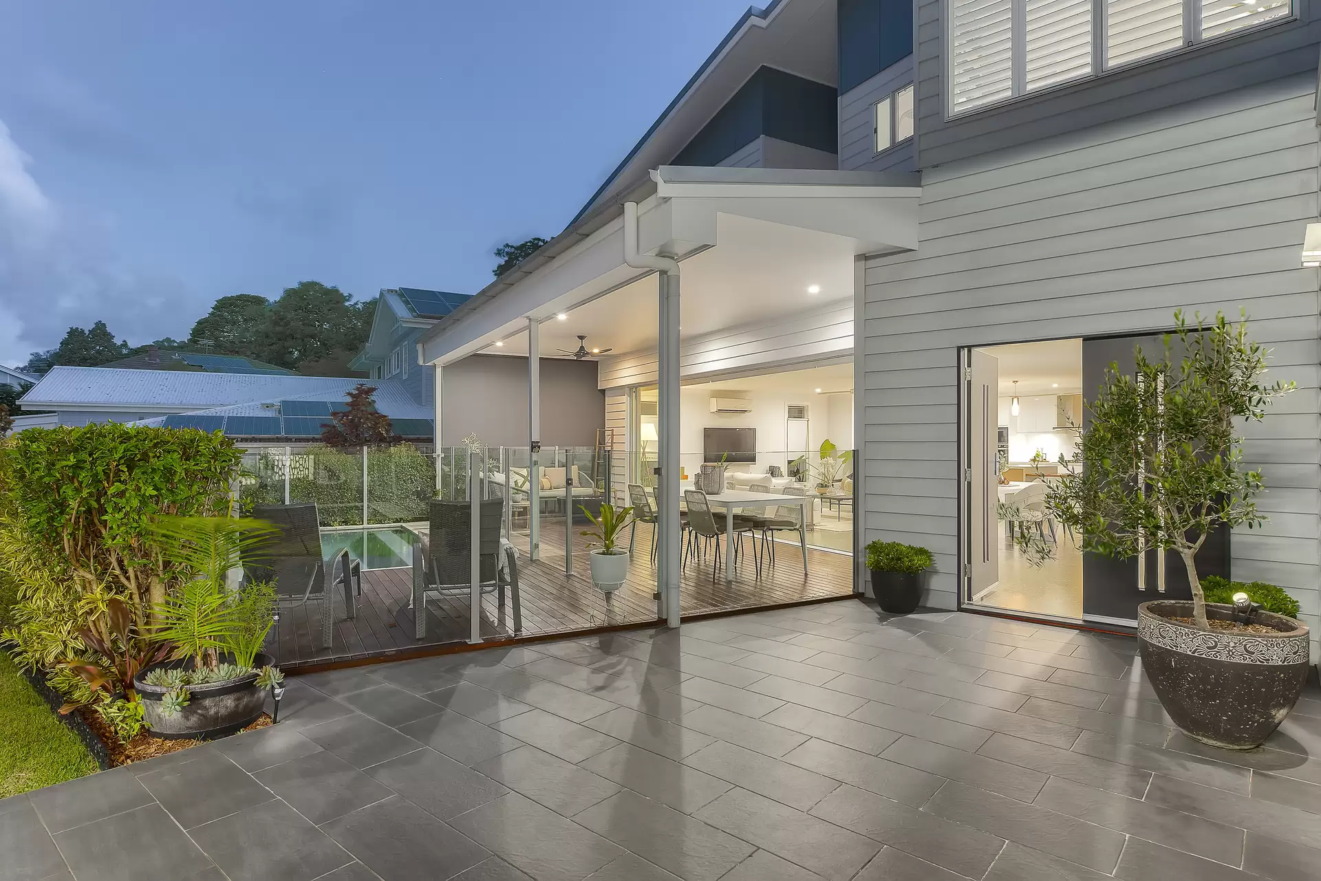 25 Walker Street, Coorparoo Sold by Aurora Property - image 1
