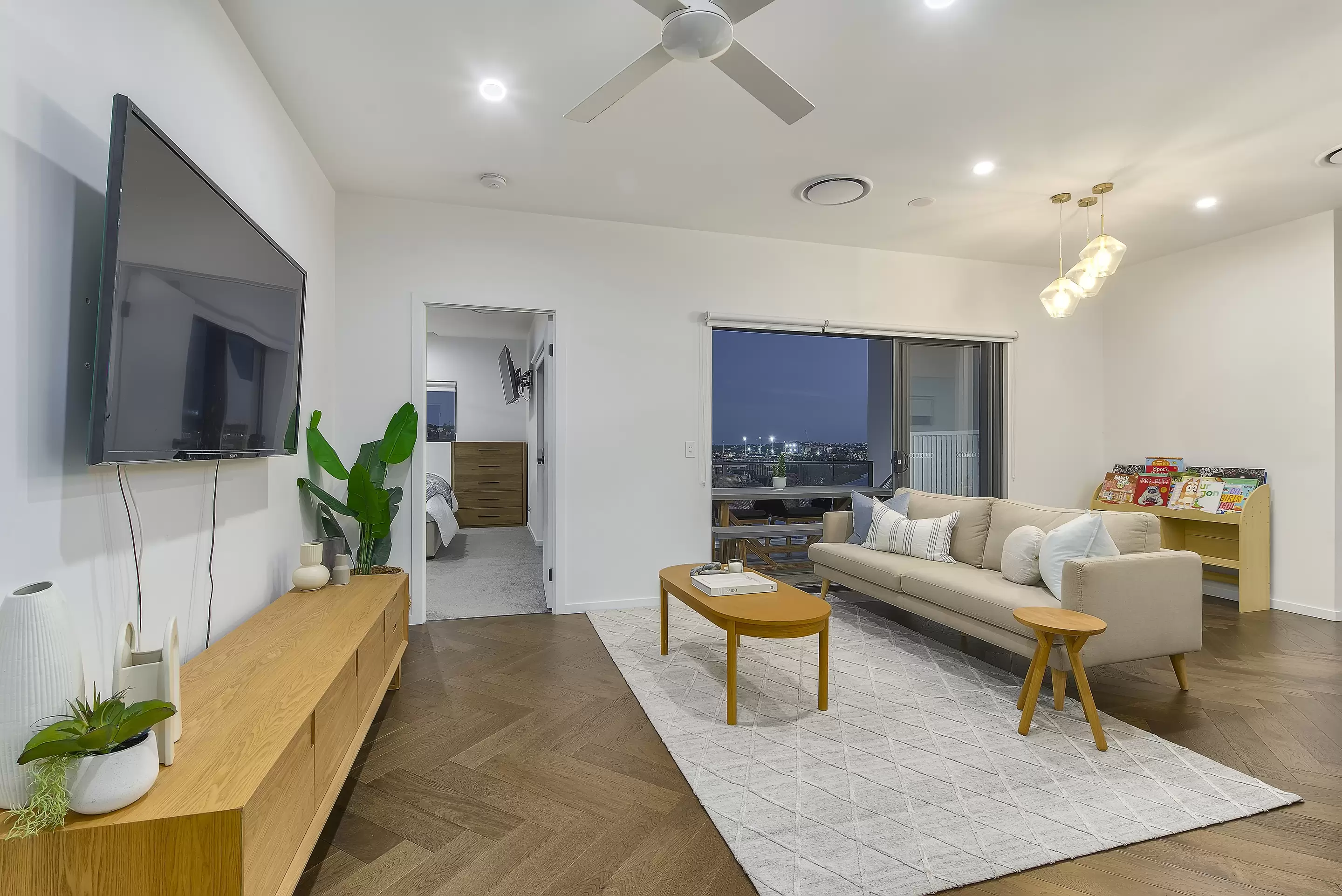 27/7 Thondley Street, Windsor Sold by Aurora Property - image 2