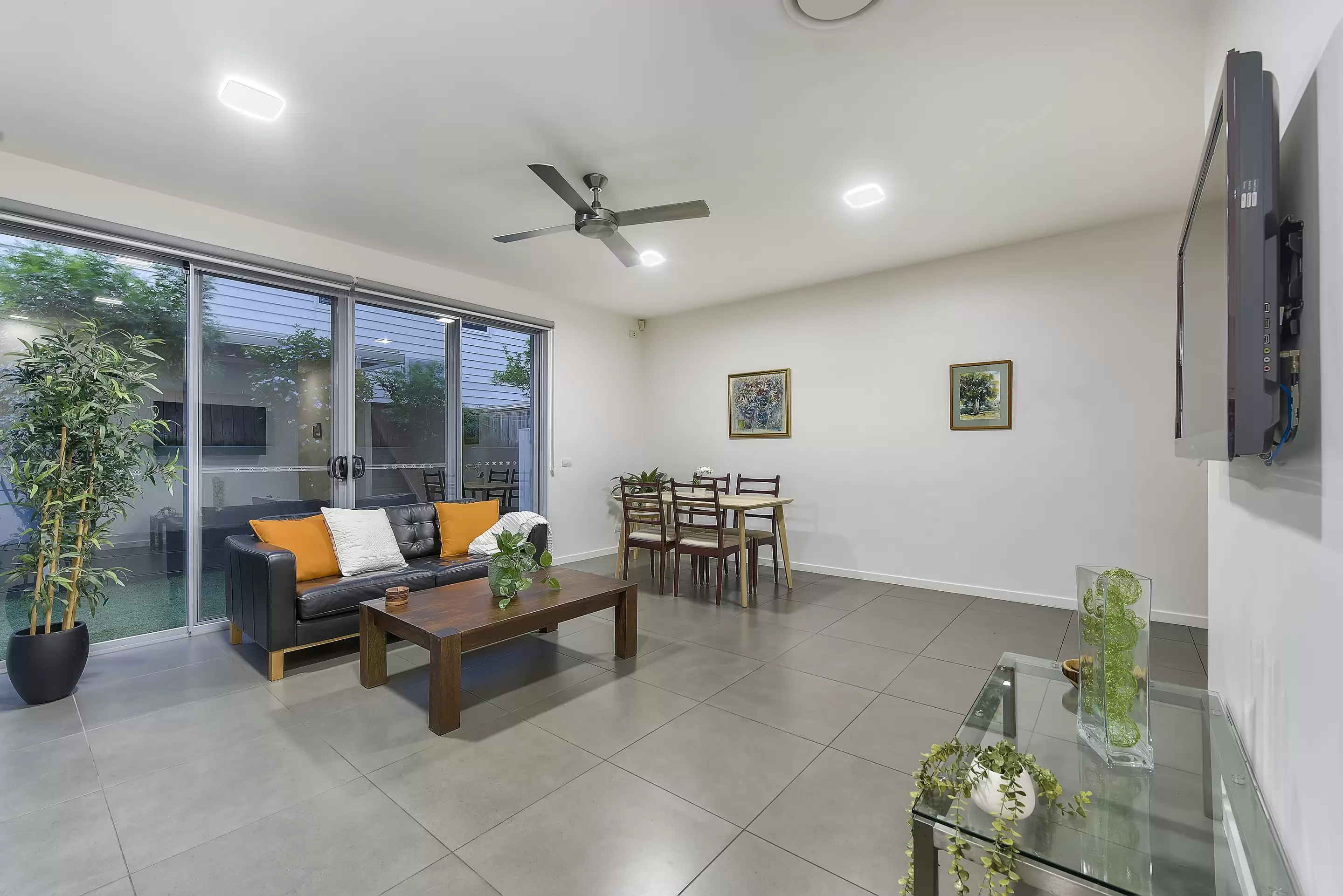 36 Wight Street, Milton Sold by Aurora Property - image 6
