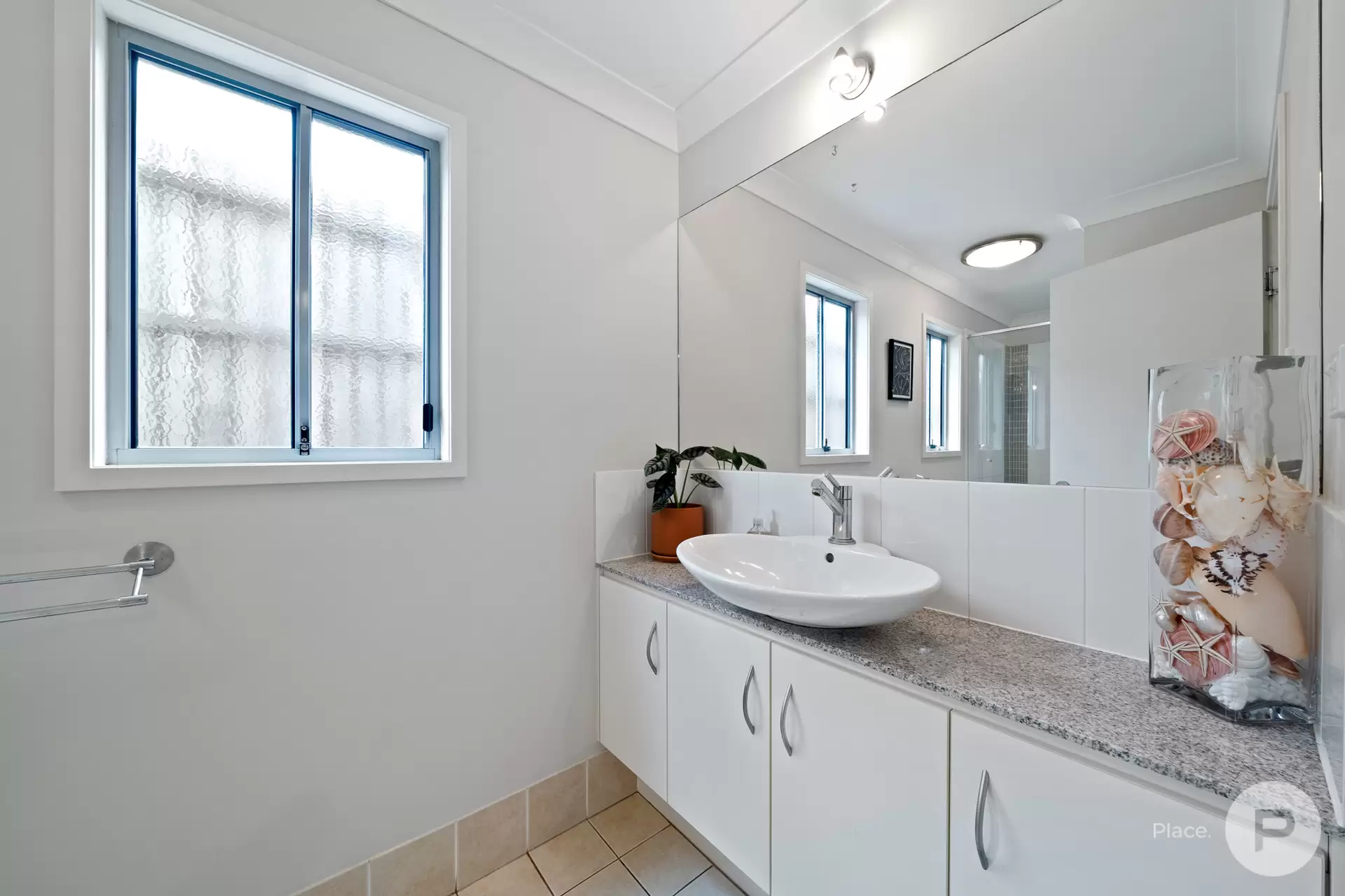 16 Gracemere Street, Newmarket Sold by Aurora Property - image 1