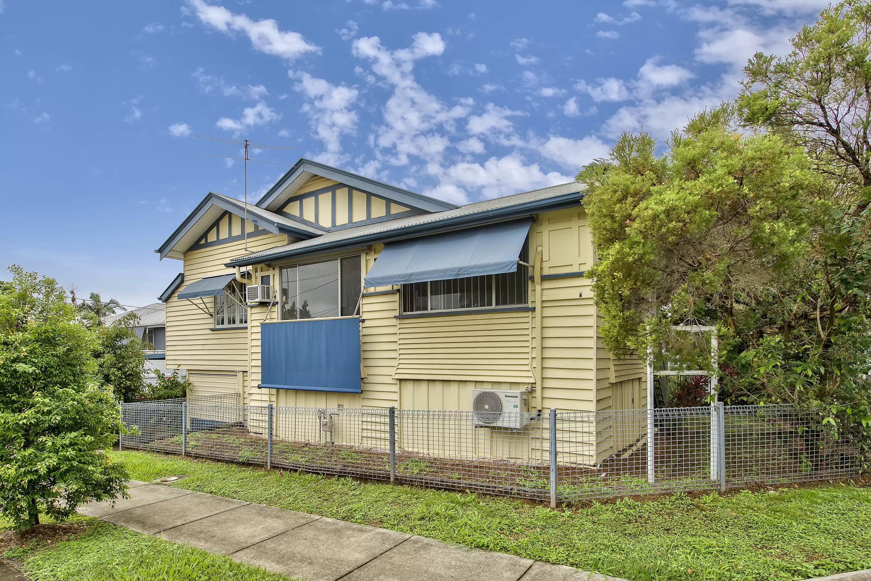 119 Stafford Road, Kedron Sold by Aurora Property - image 2