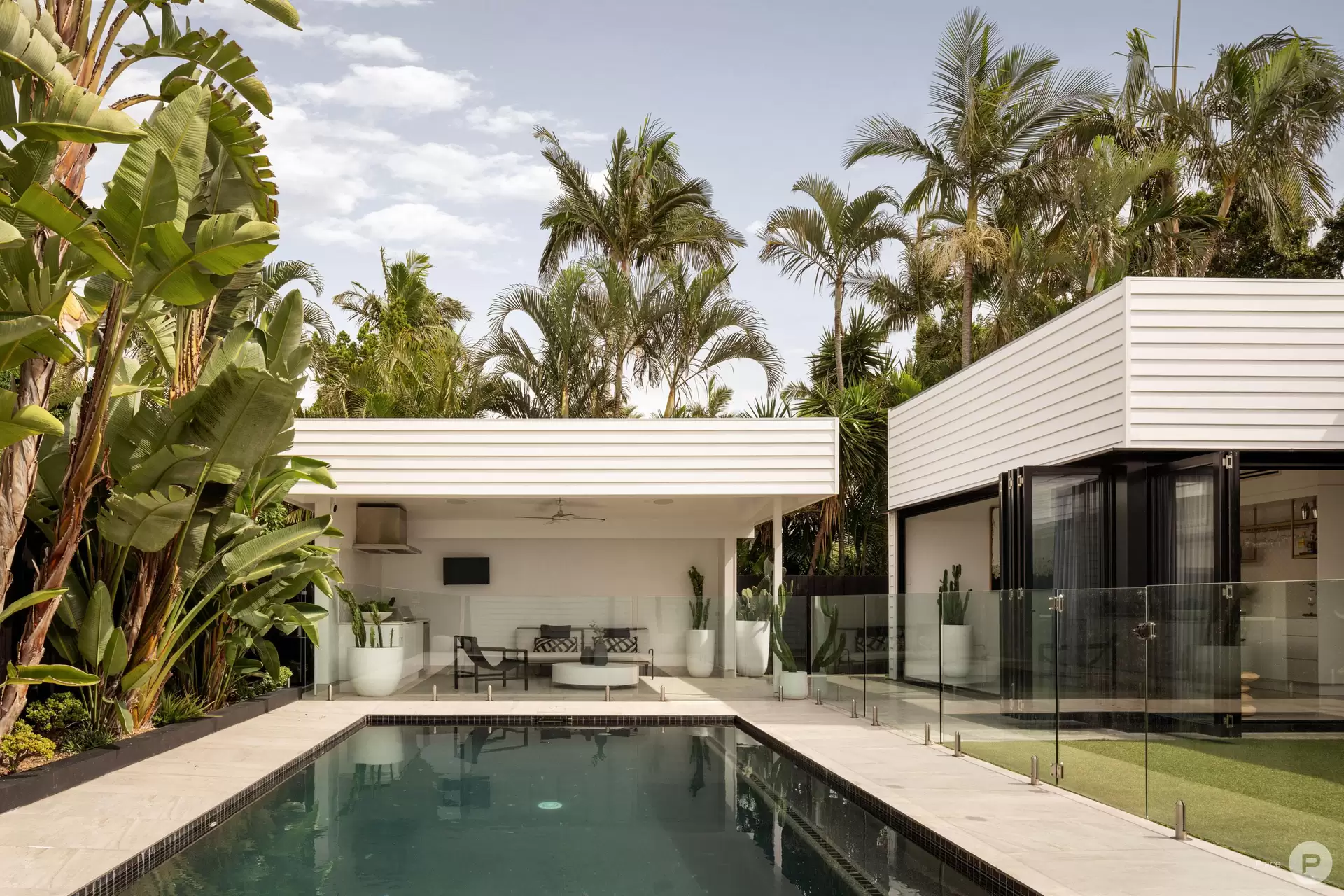 22A Bayview Terrace, Wavell Heights Sold by Aurora Property - image 1