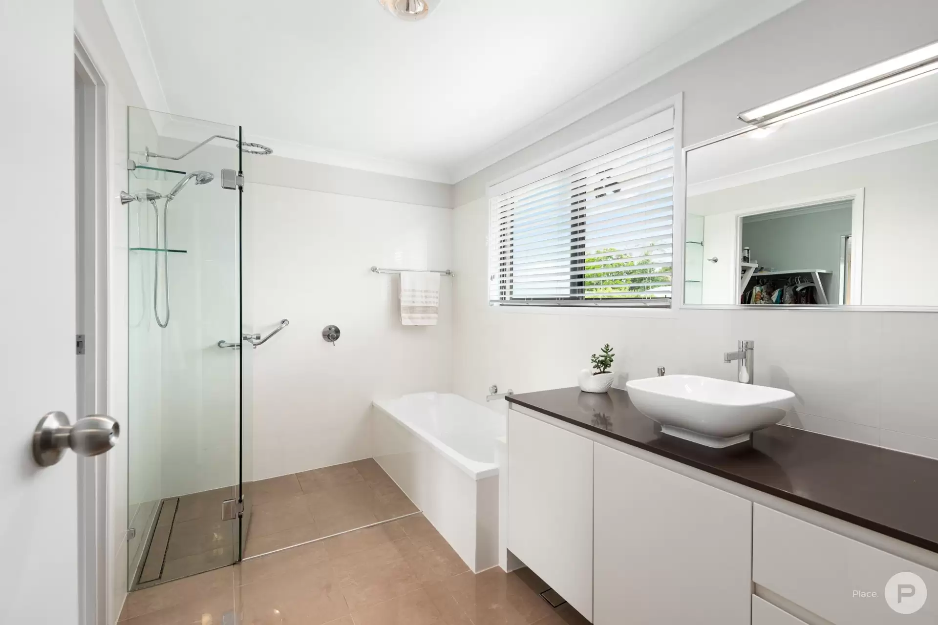 44 Remick Street, Stafford Heights Sold by Aurora Property - image 1