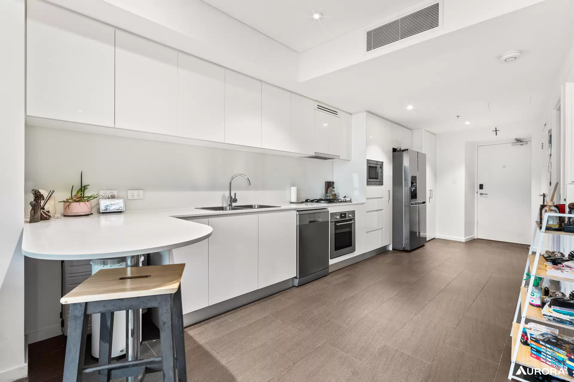 802/222 Margaret Street, Brisbane City Sold by Aurora Property - image 1