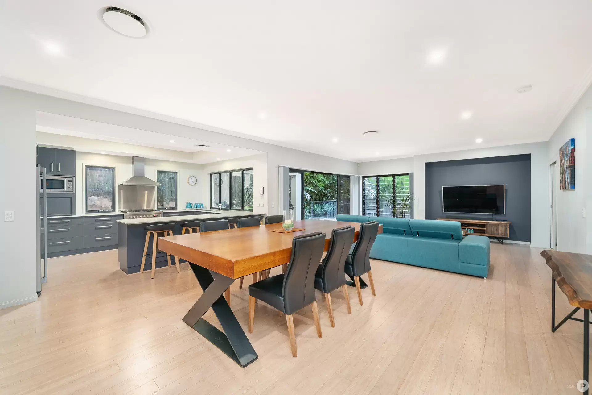 70 Gordon Circuit, Seventeen Mile Rocks Sold by Aurora Property - image 1